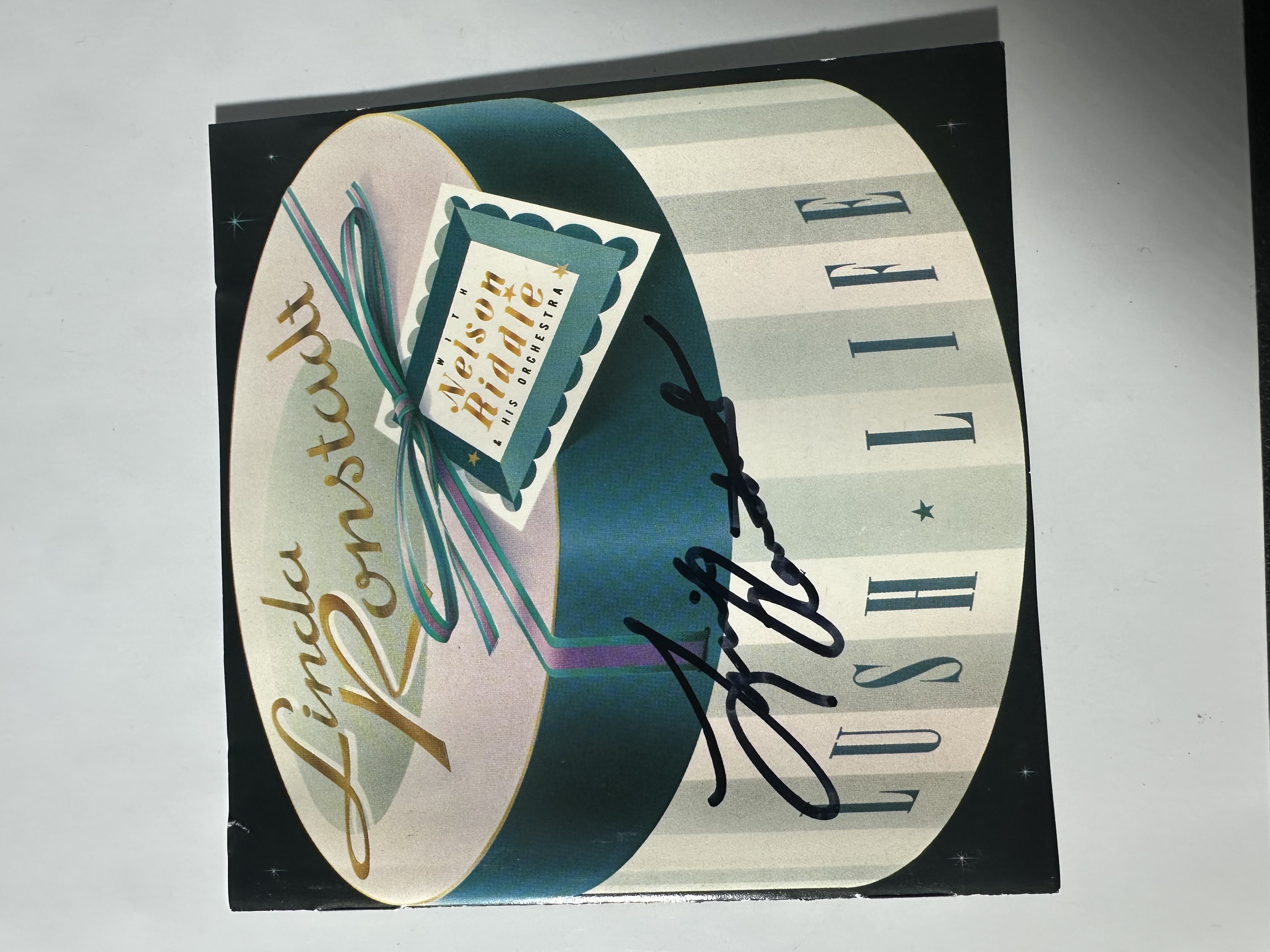 A2279 Linda Ronstadt lush life signed autograph CD booklet
