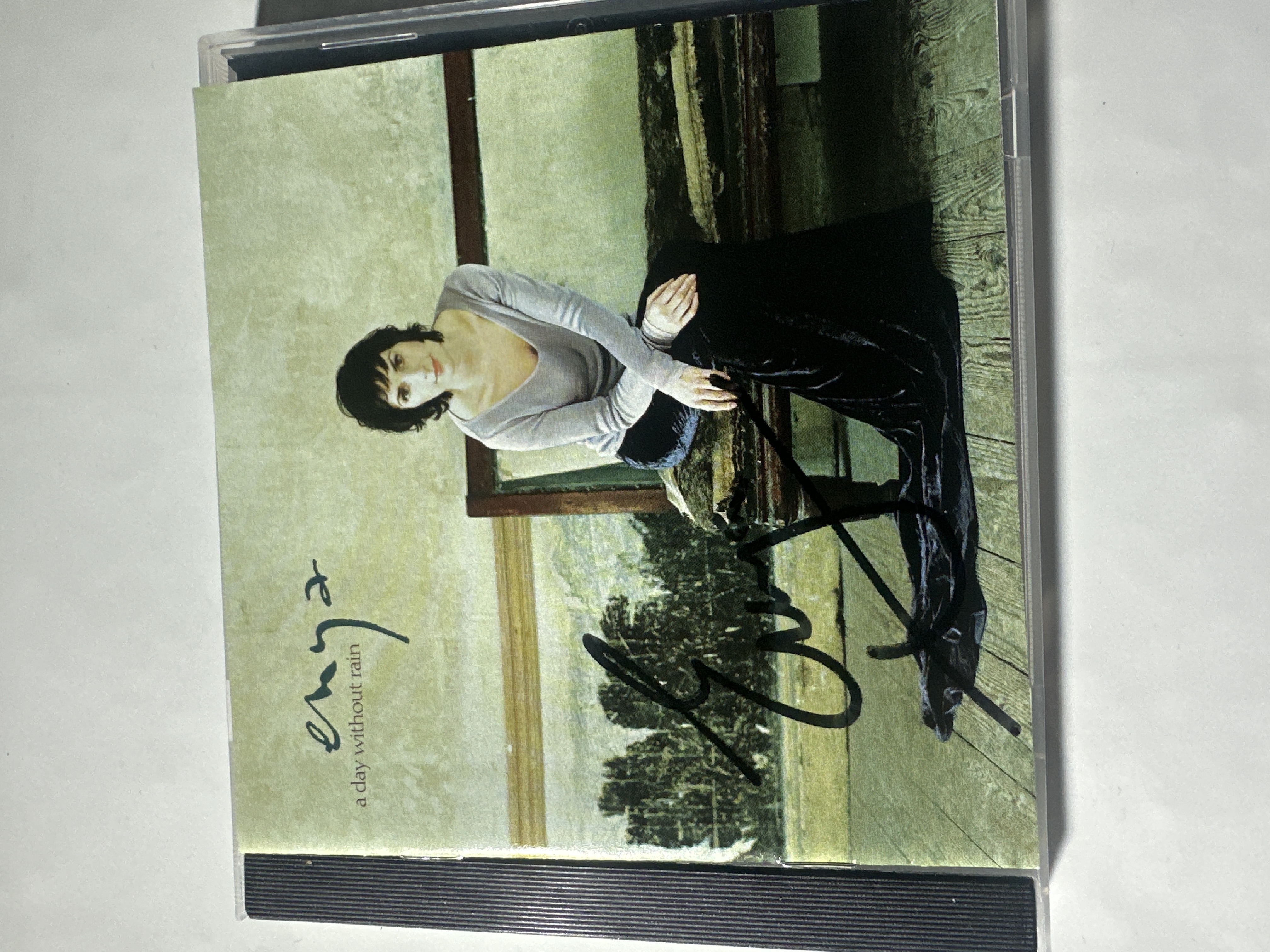 A1294 Enya a day without rain signed autographed CD