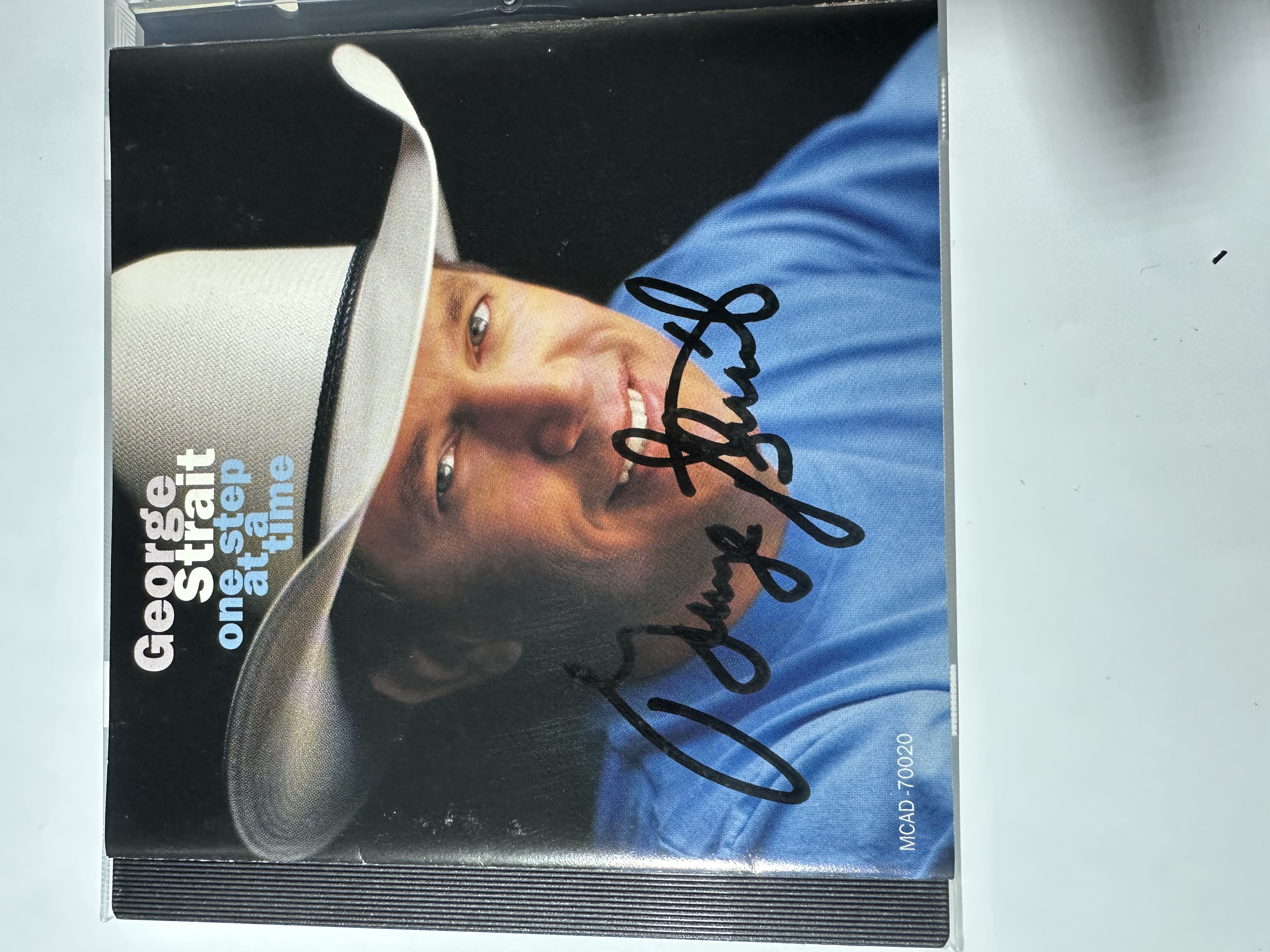 A260631 George Strait one step at a time signed autograph CD booklet