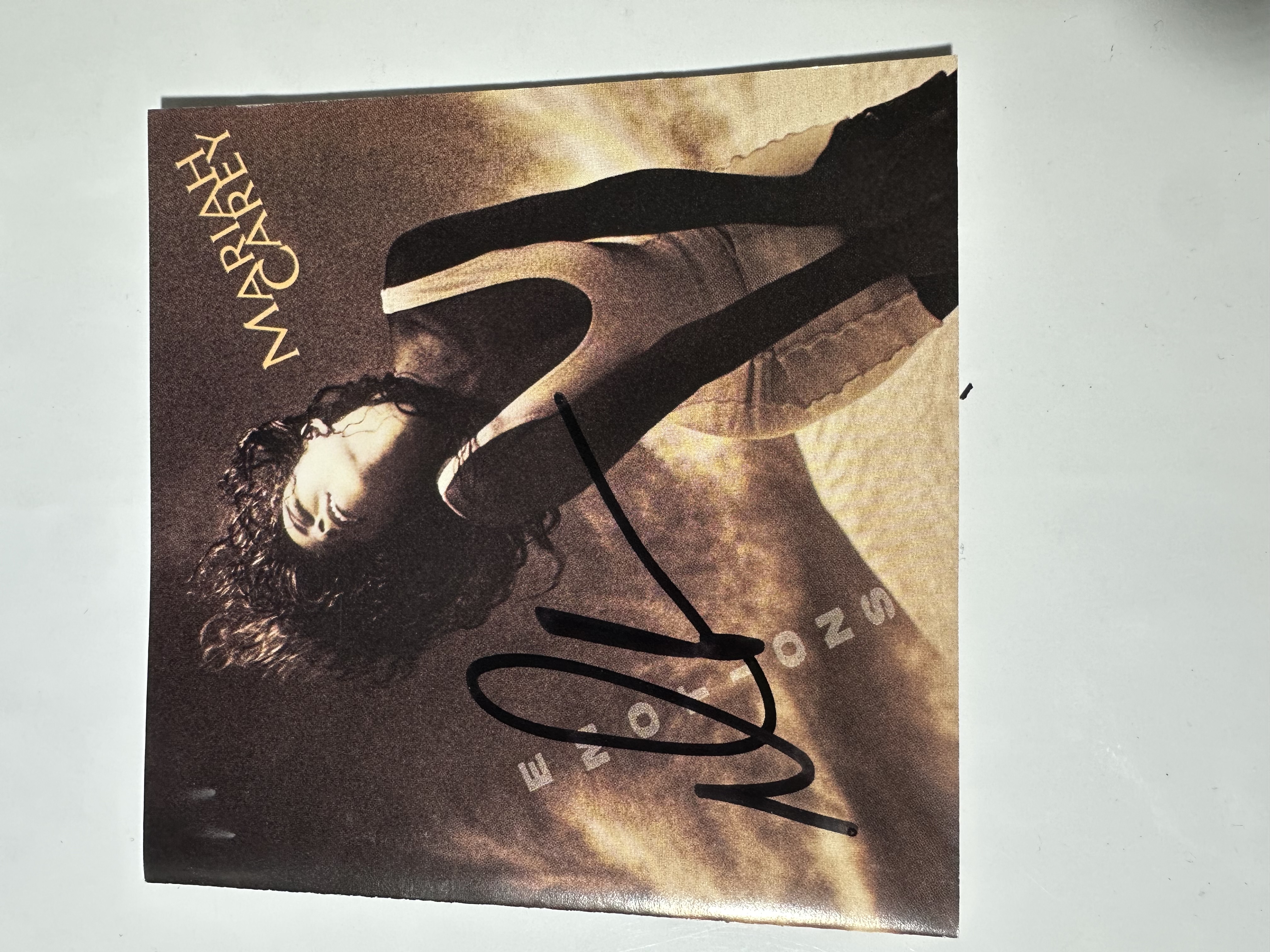 A2606 Mariah Carey emotions signed autographed CD booklet