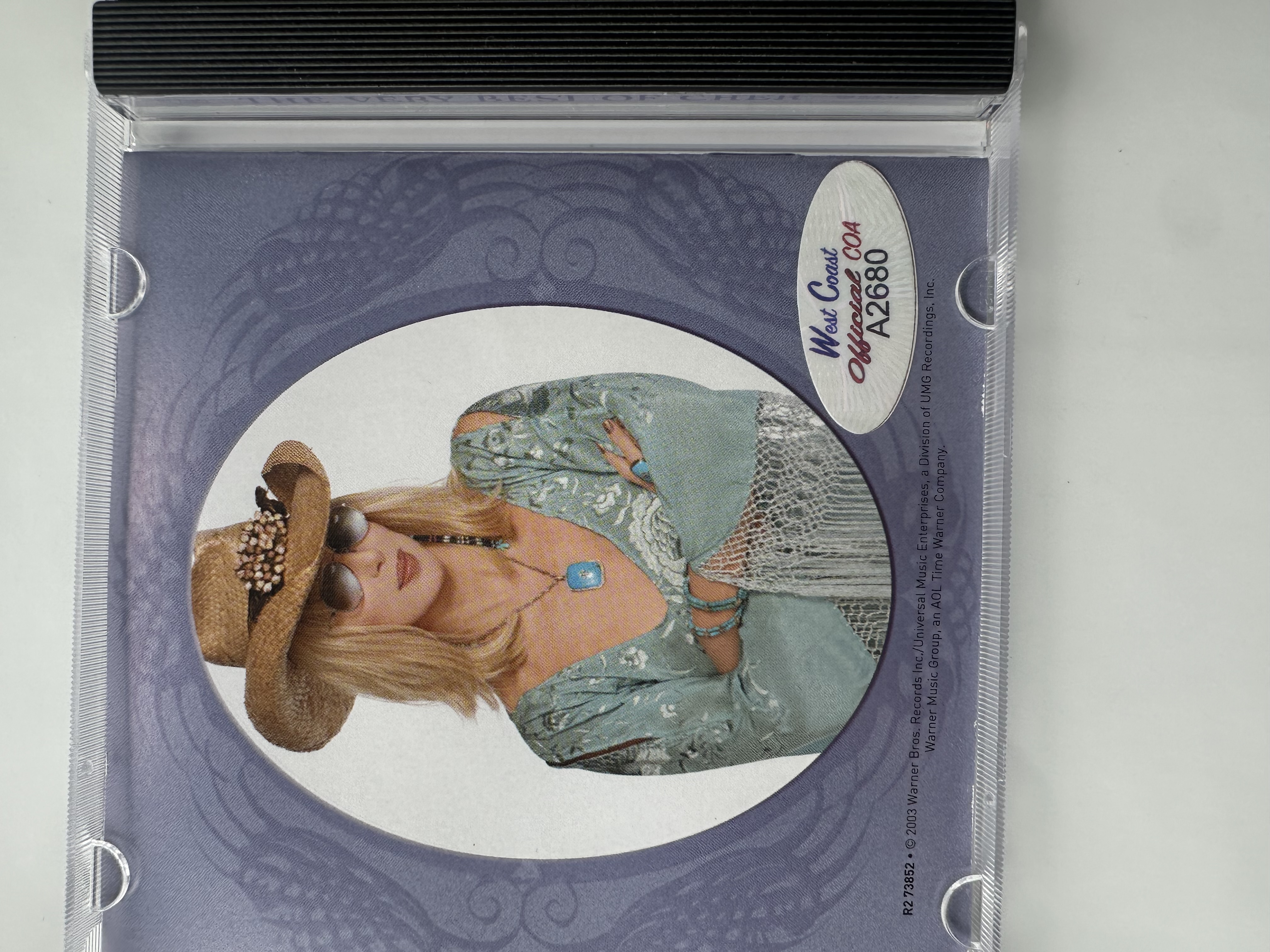 A2680 share the very best of Cher signed autographed CD