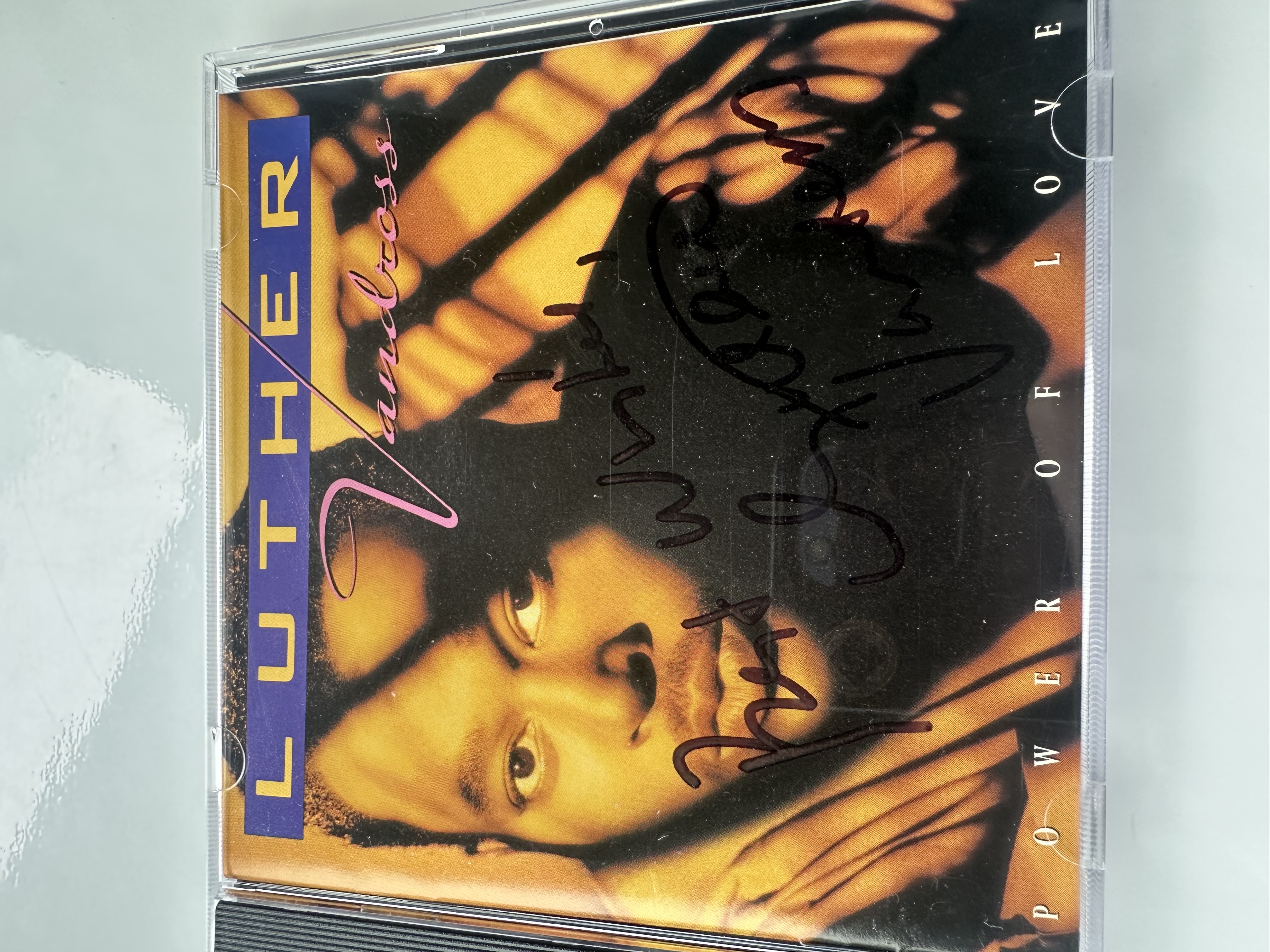 A26085 Luther Vandross power of love signed autographed CD
