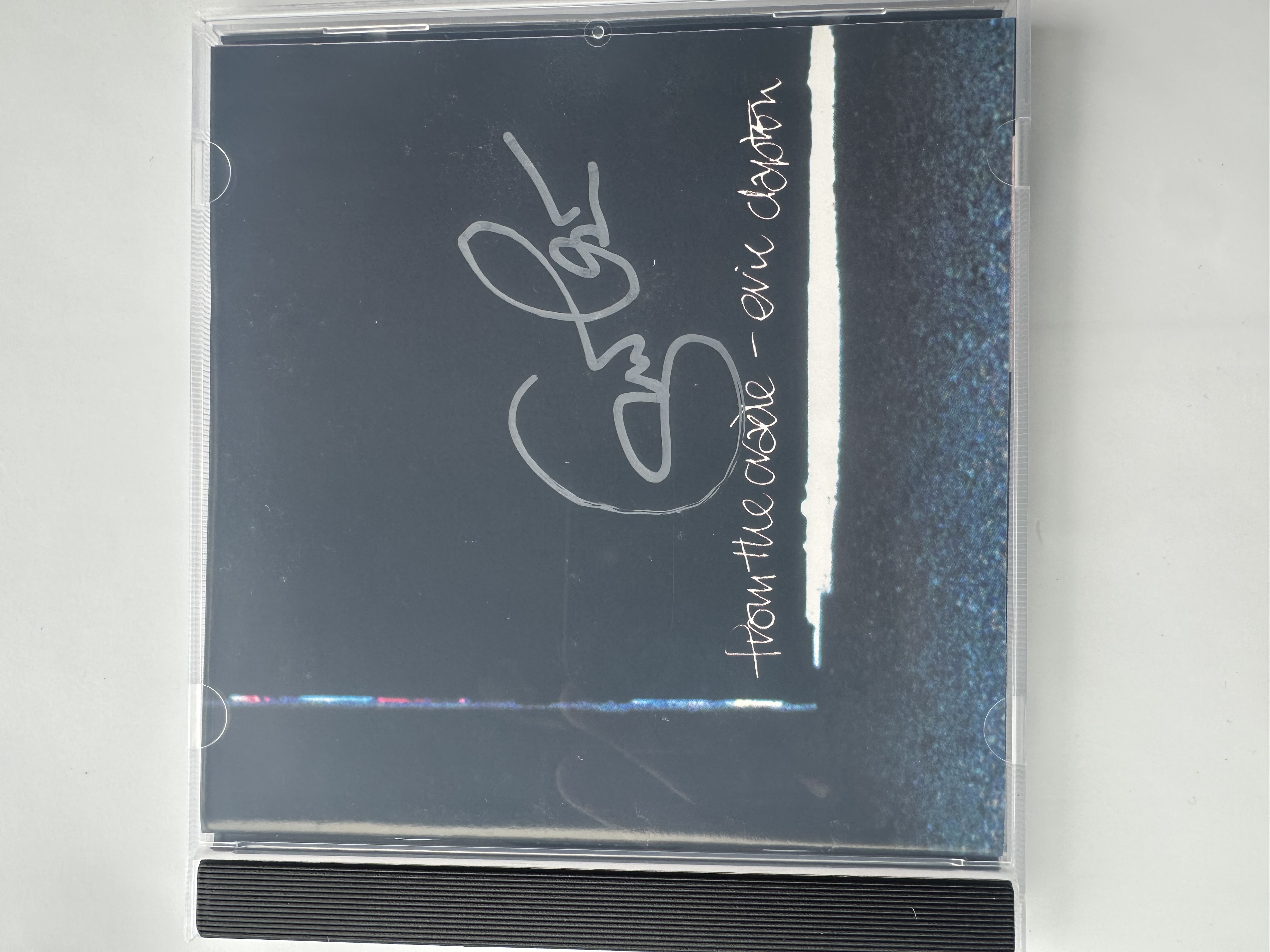 A26063 Eric Clapton from the cradle signed autographed CD booklet