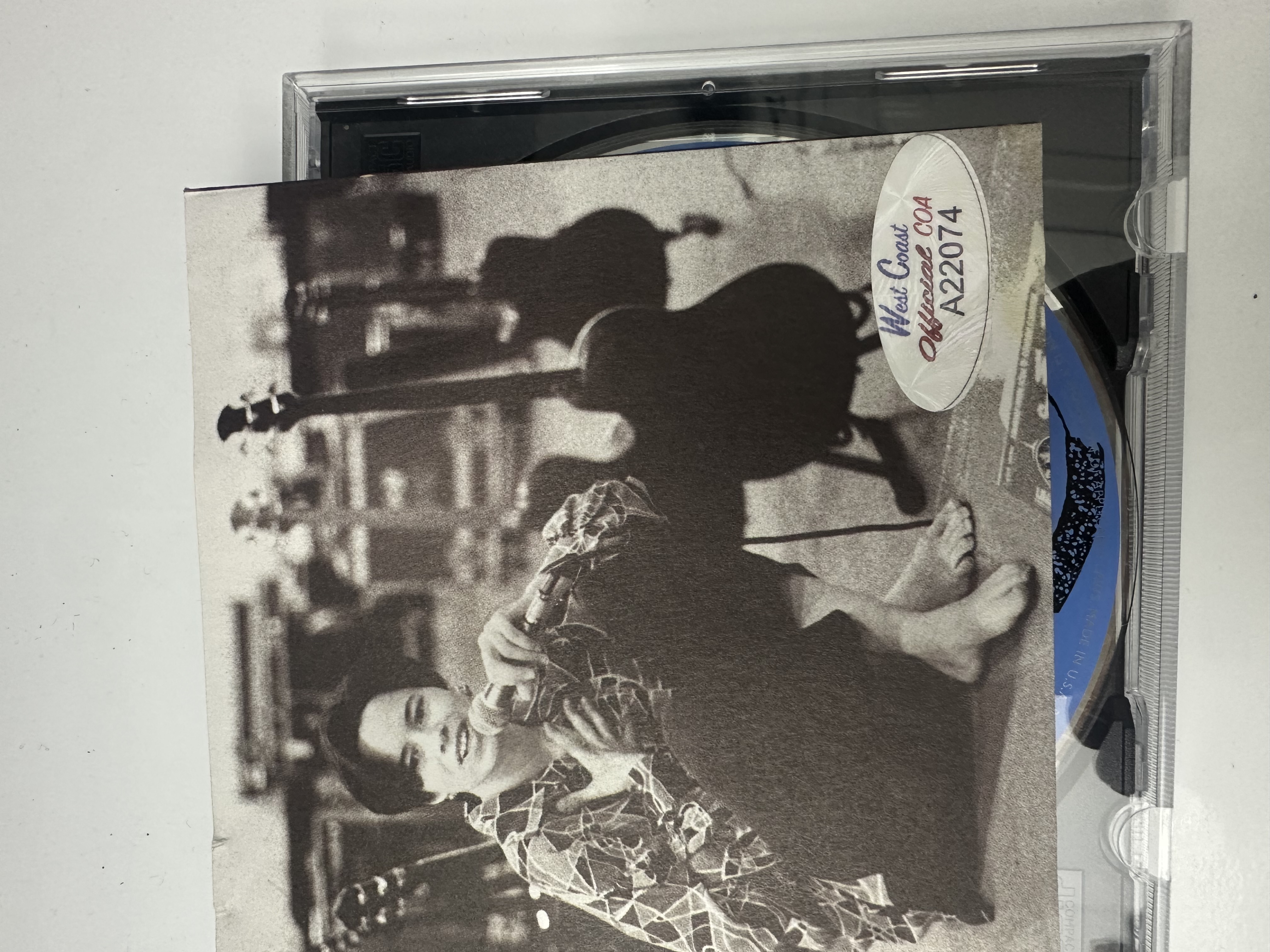 A22074 10,000 maniacs unplugged signed autographed CD by Natalie Merchant