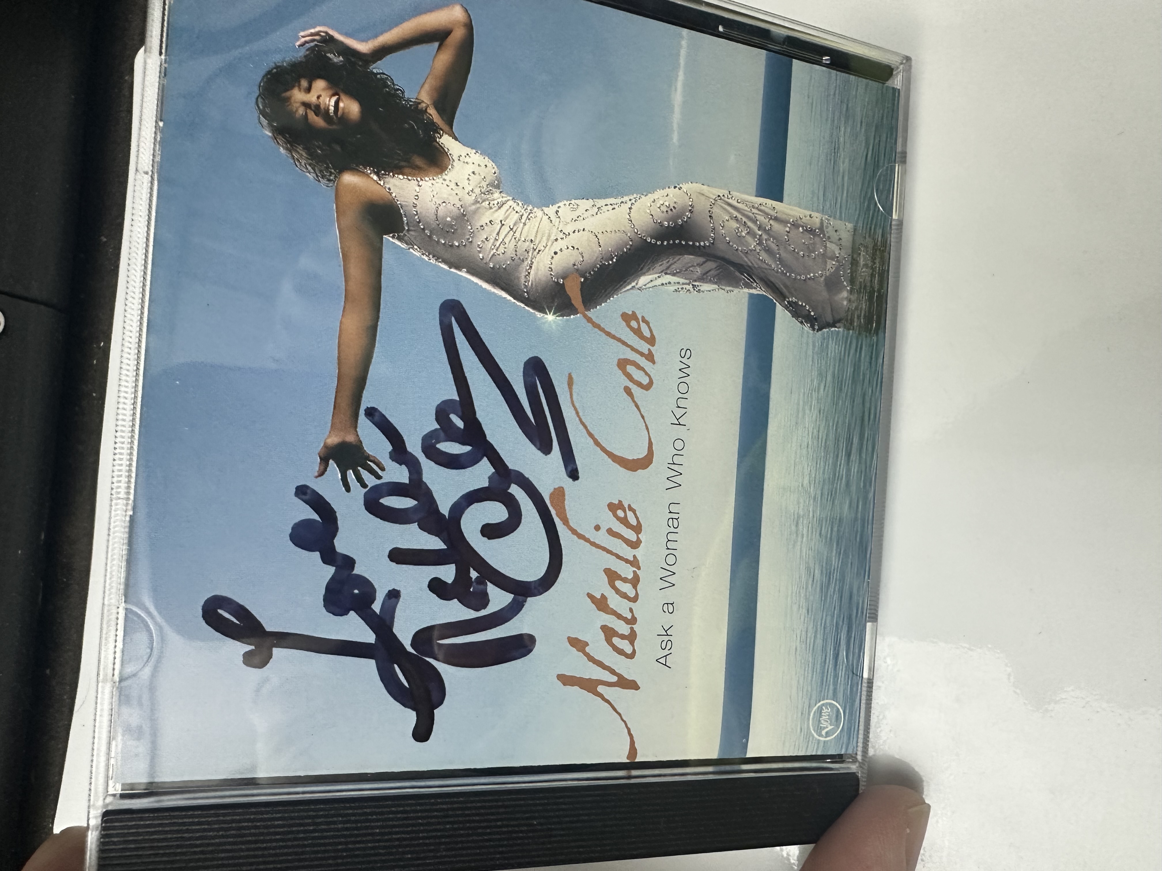 A2261 Natalie Cole ask a woman who knows signed autographed CD