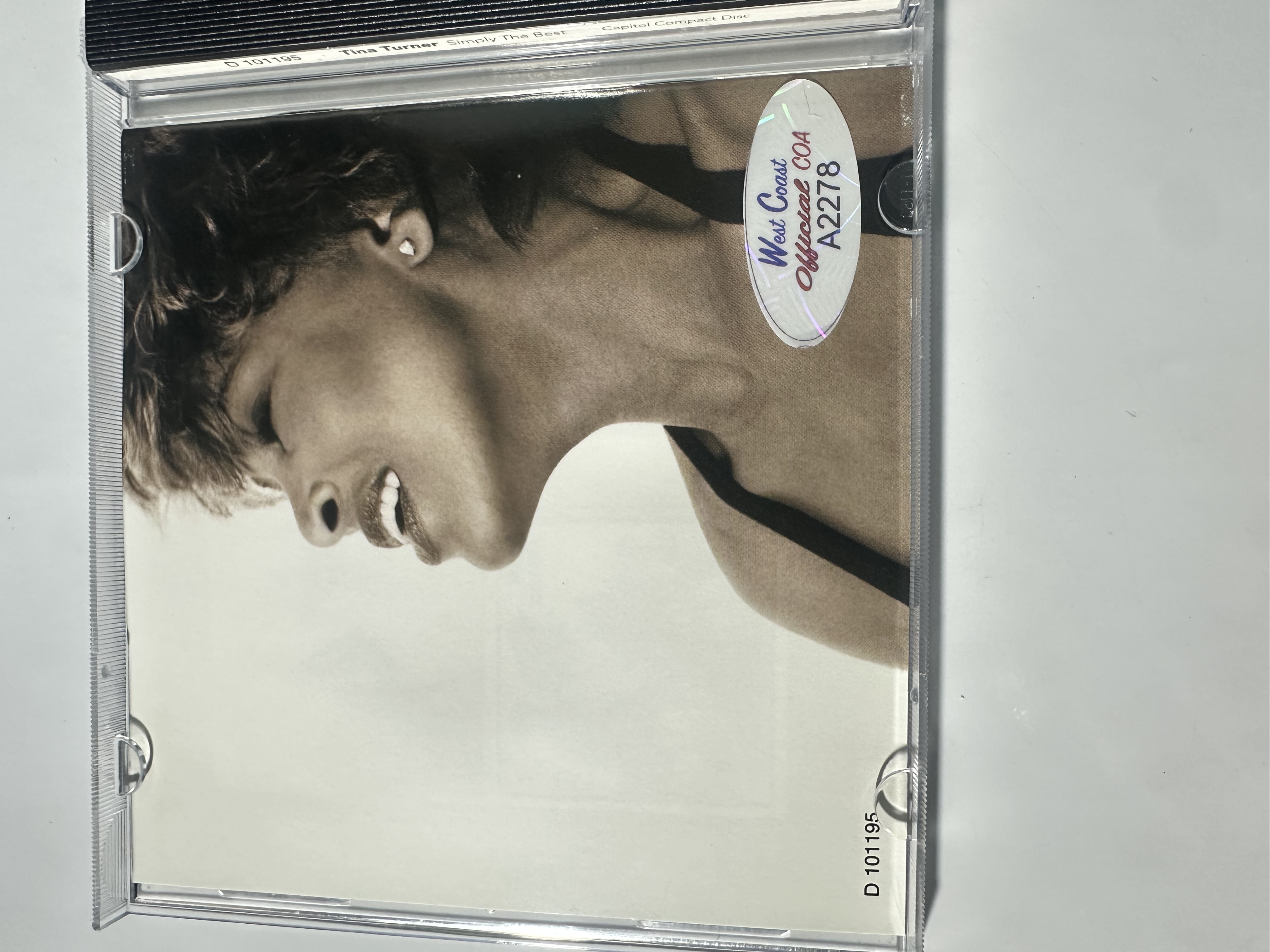 A2278 Tina Turner simply the best signed autograph CD