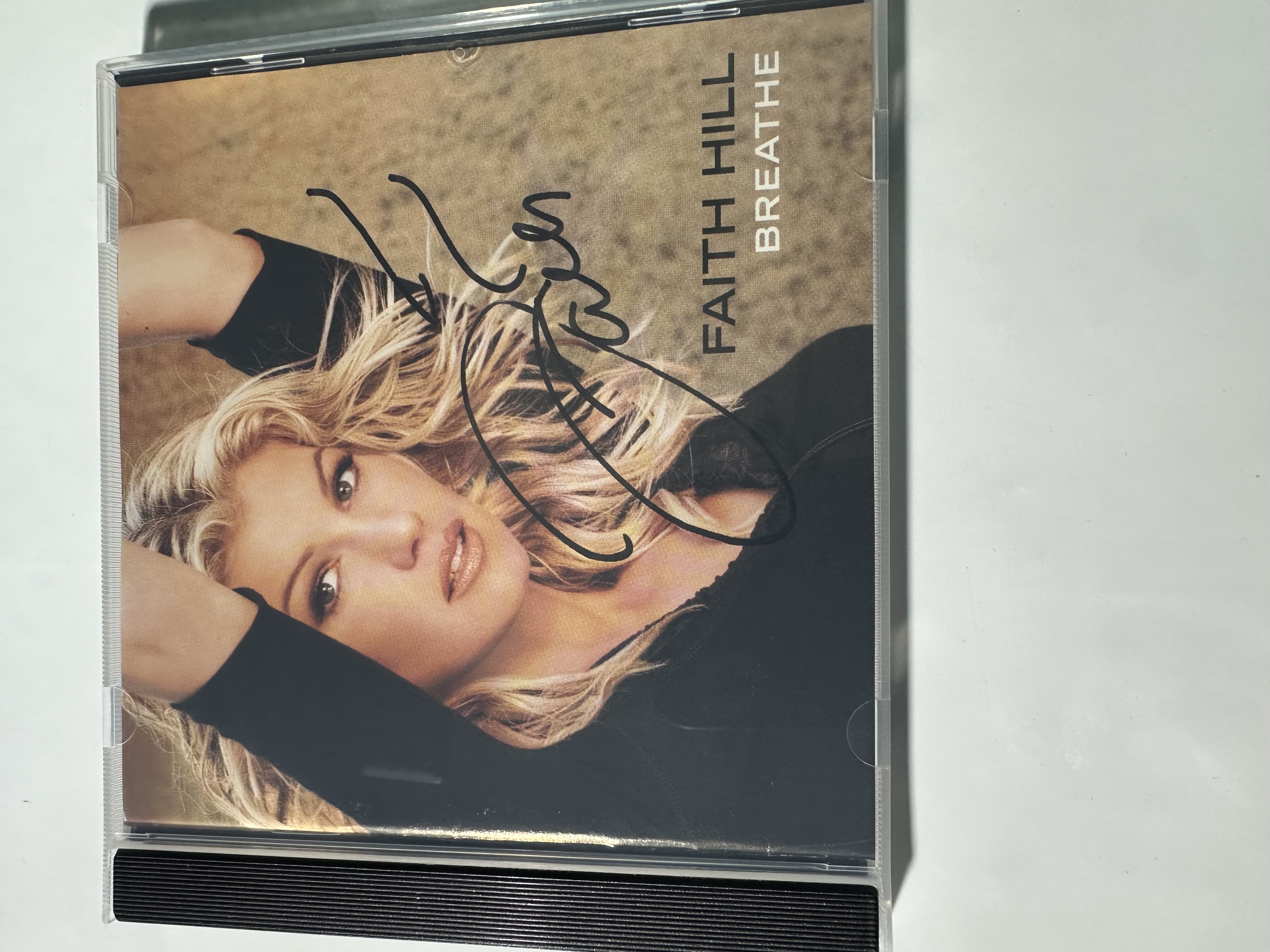 A2287 Faith Hill Bree signed autographed CD