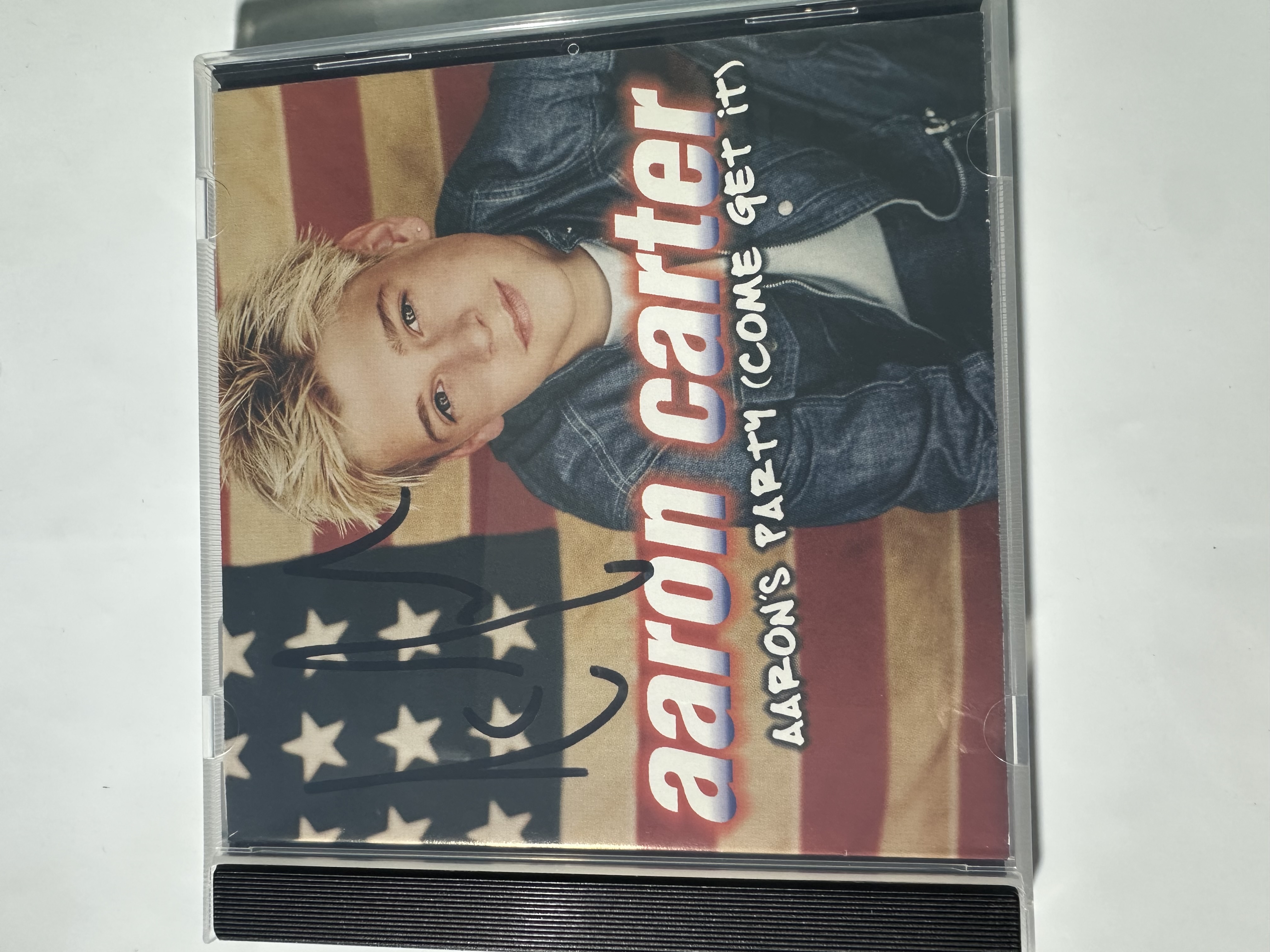 A2281 Aaron Carter Aaron’s party signed autographed CD