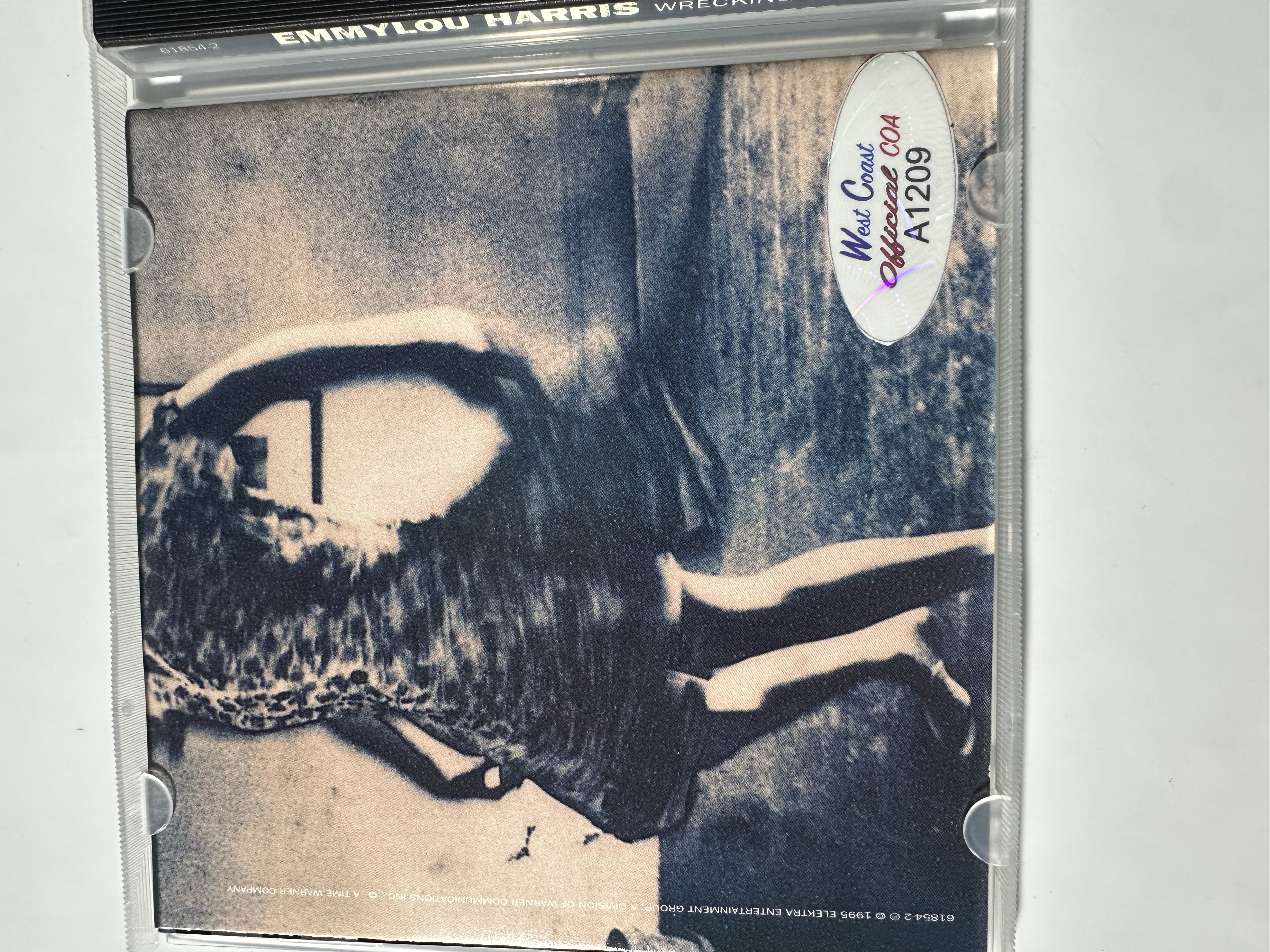 A1209 Emmylou Harris wrecking Ball signed autographed CD