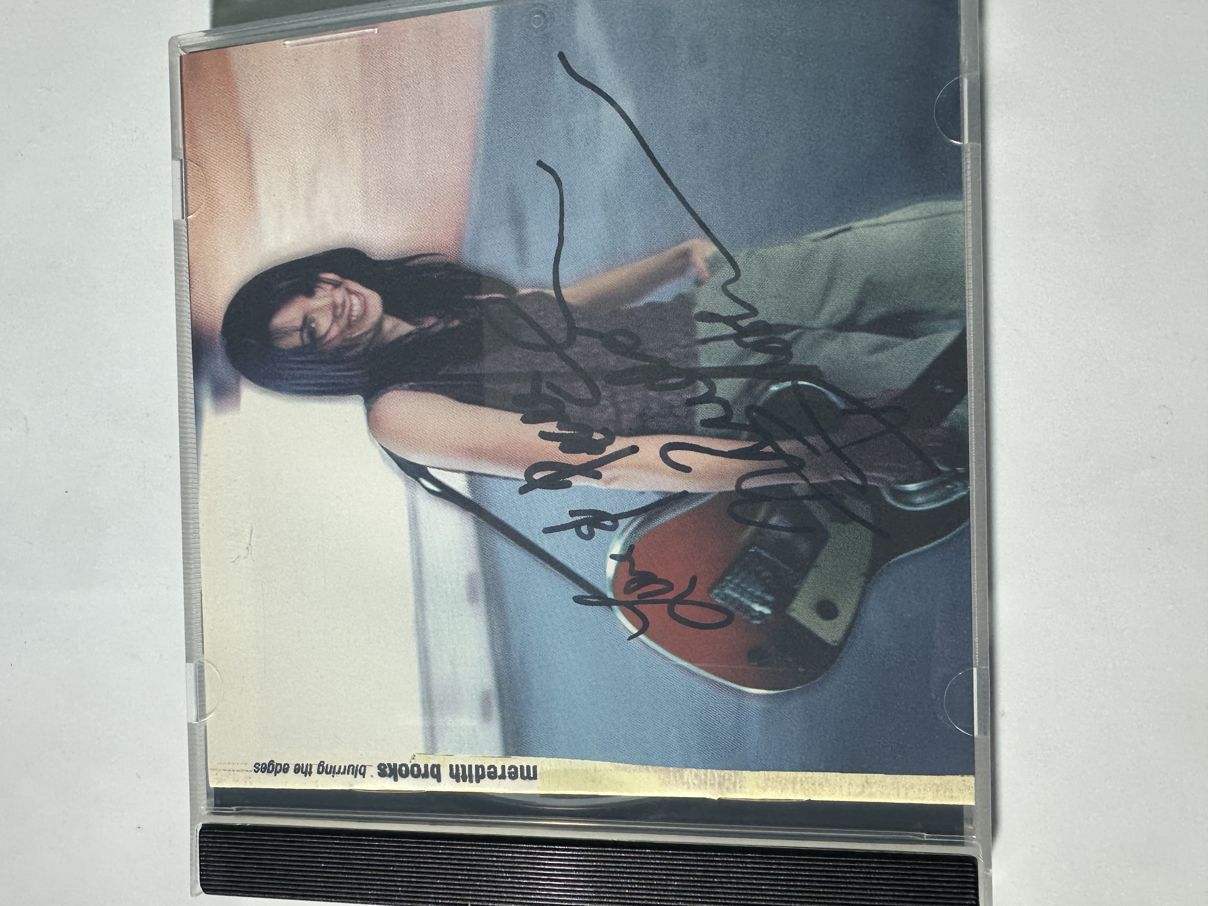 B112431 Meredith Brooks the edges signed autographed CD