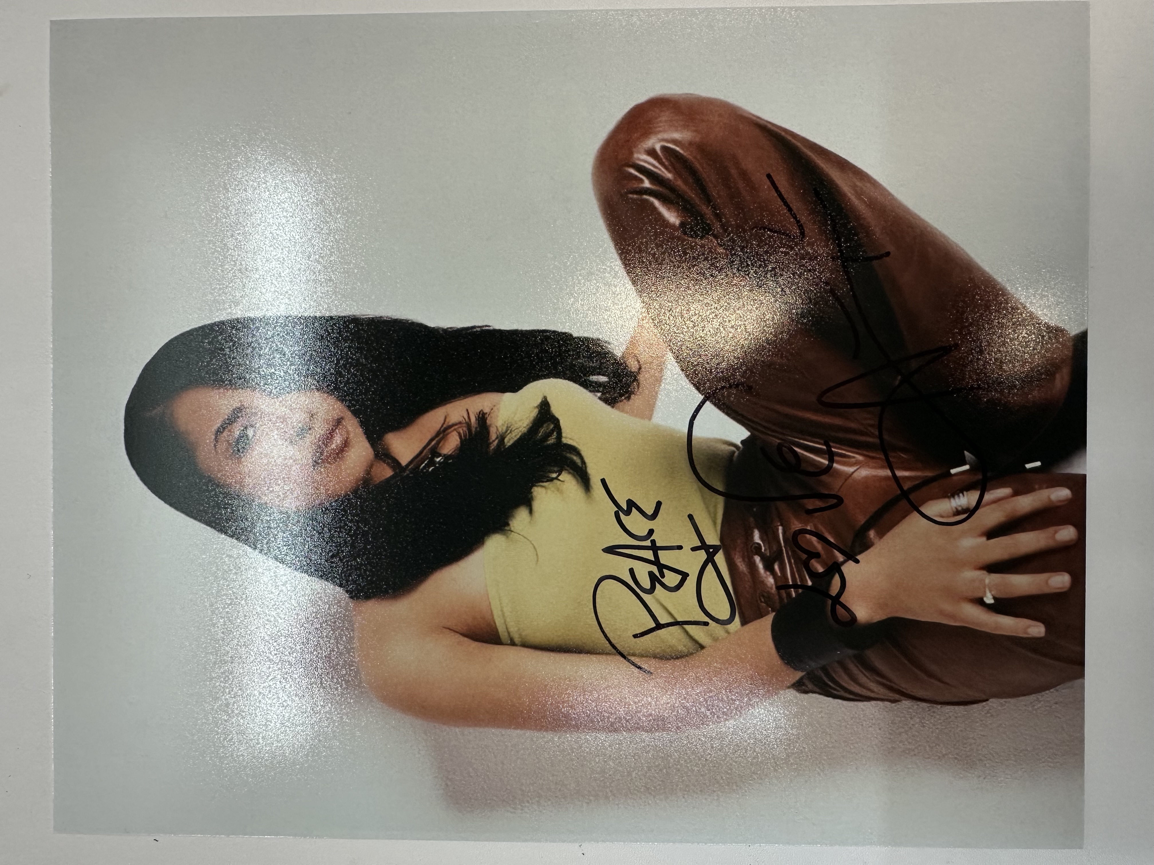B112483 Aaliyah signed autograph 8 x 10 photograph