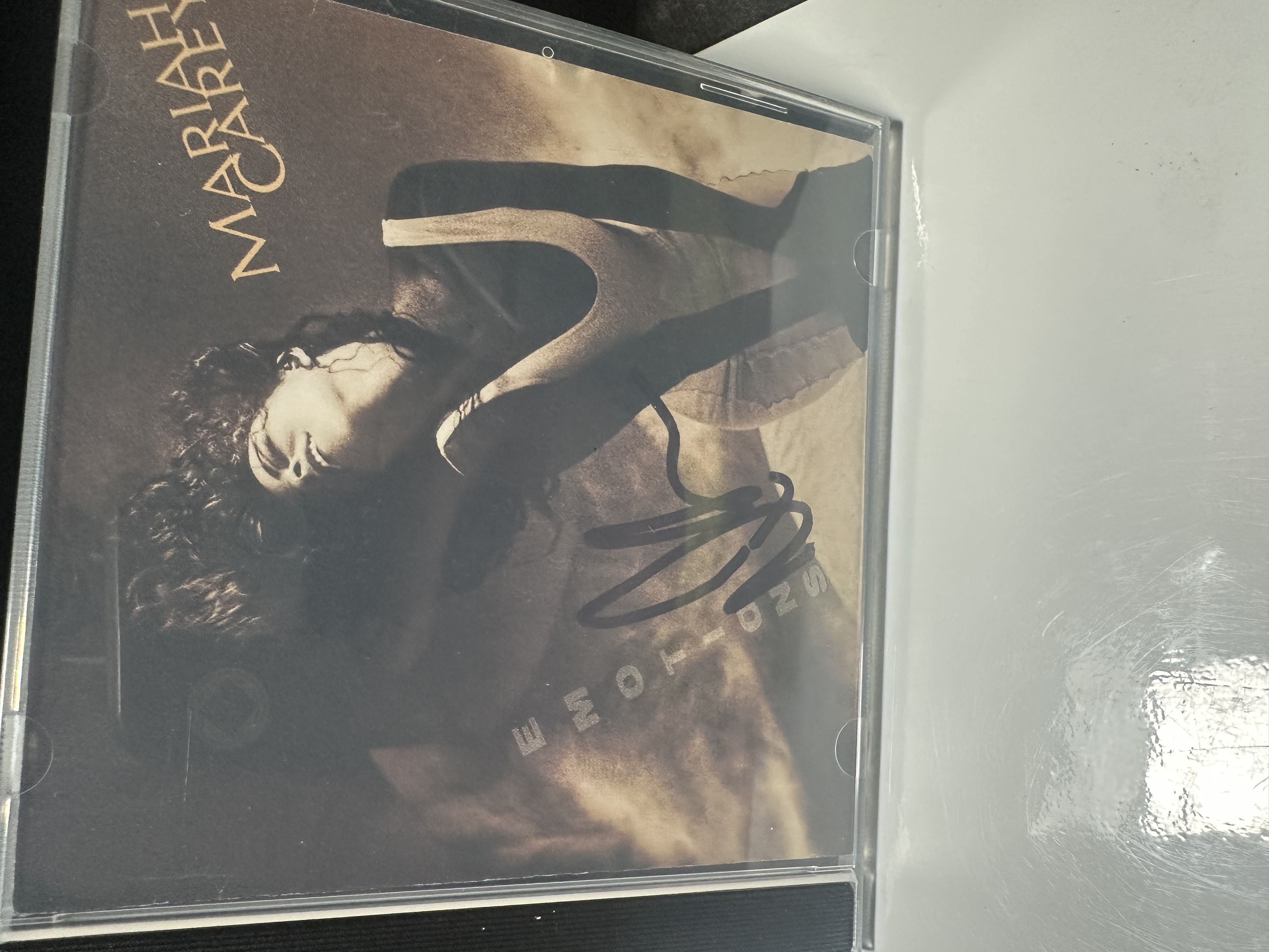 A2237 Mariah Carey emotions signed autograph CD booklet