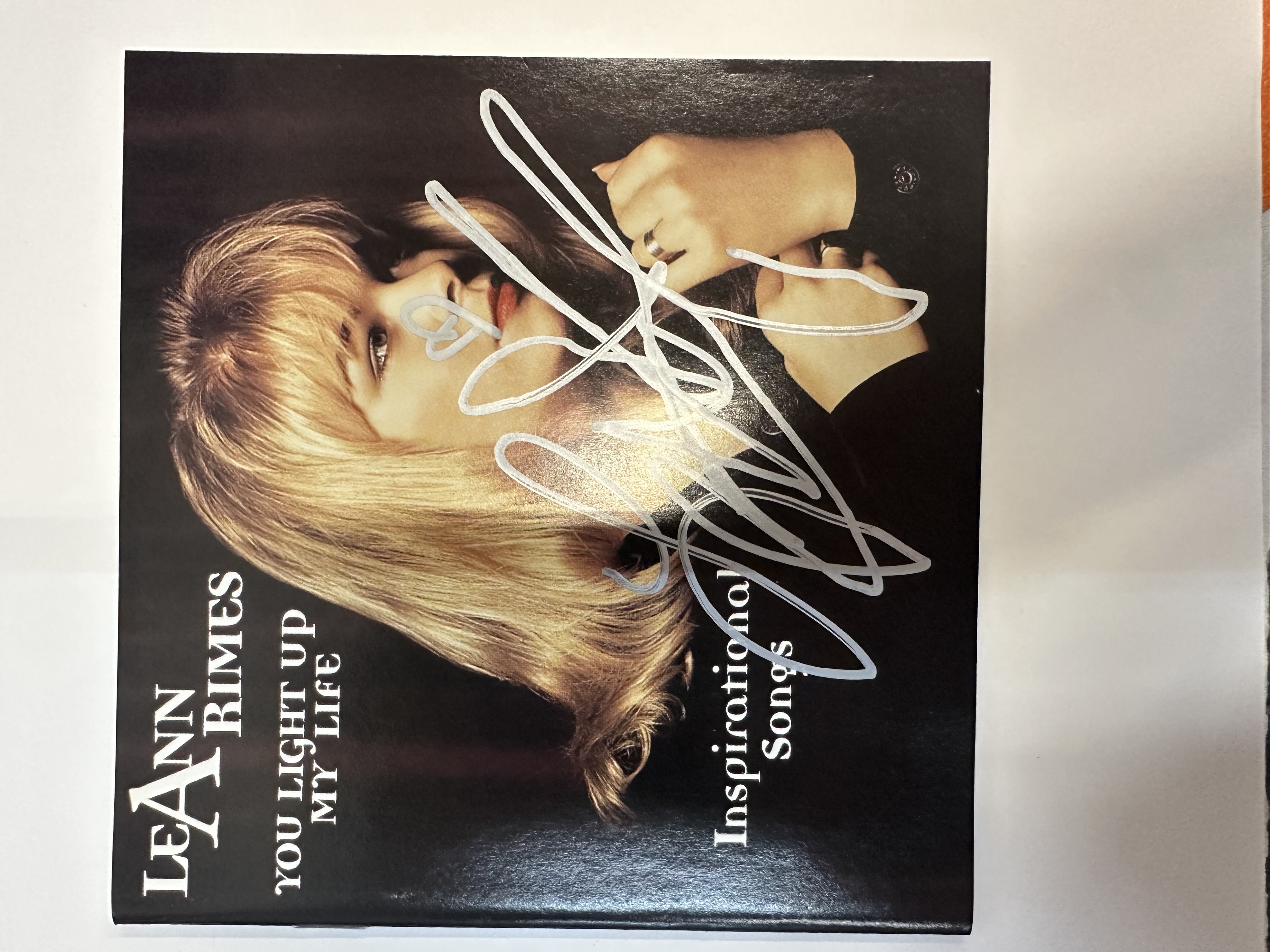 b112361 Leanne Rimes you light up my life inspirational songs, signed autograph CD book