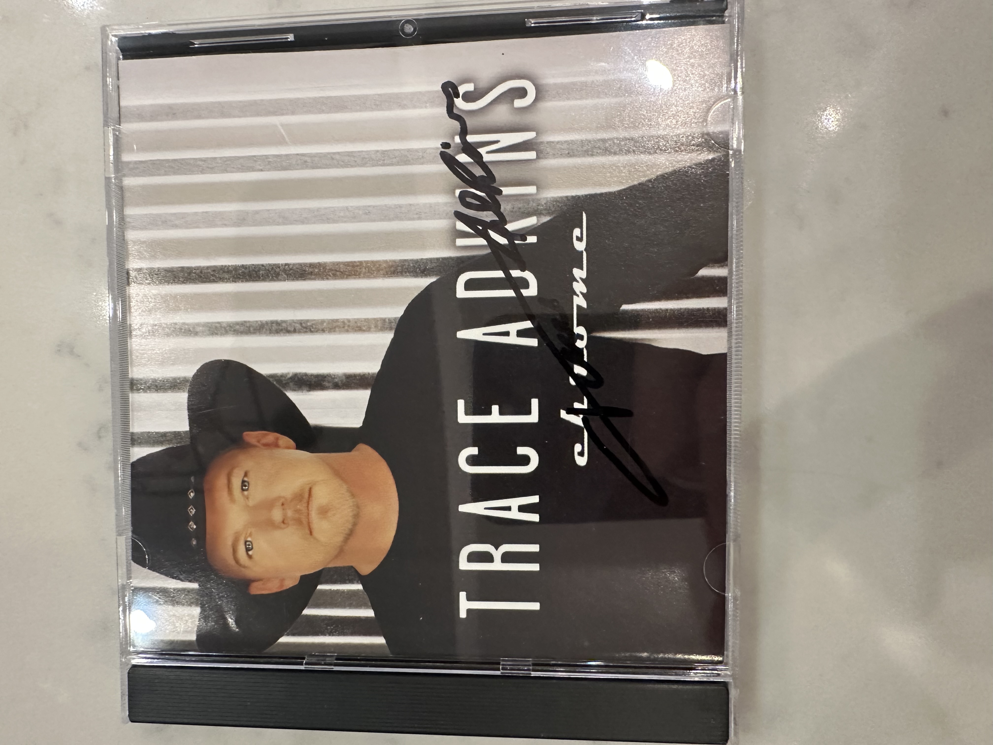 b112741 trace Adkins chrome signed autograph CD booklet