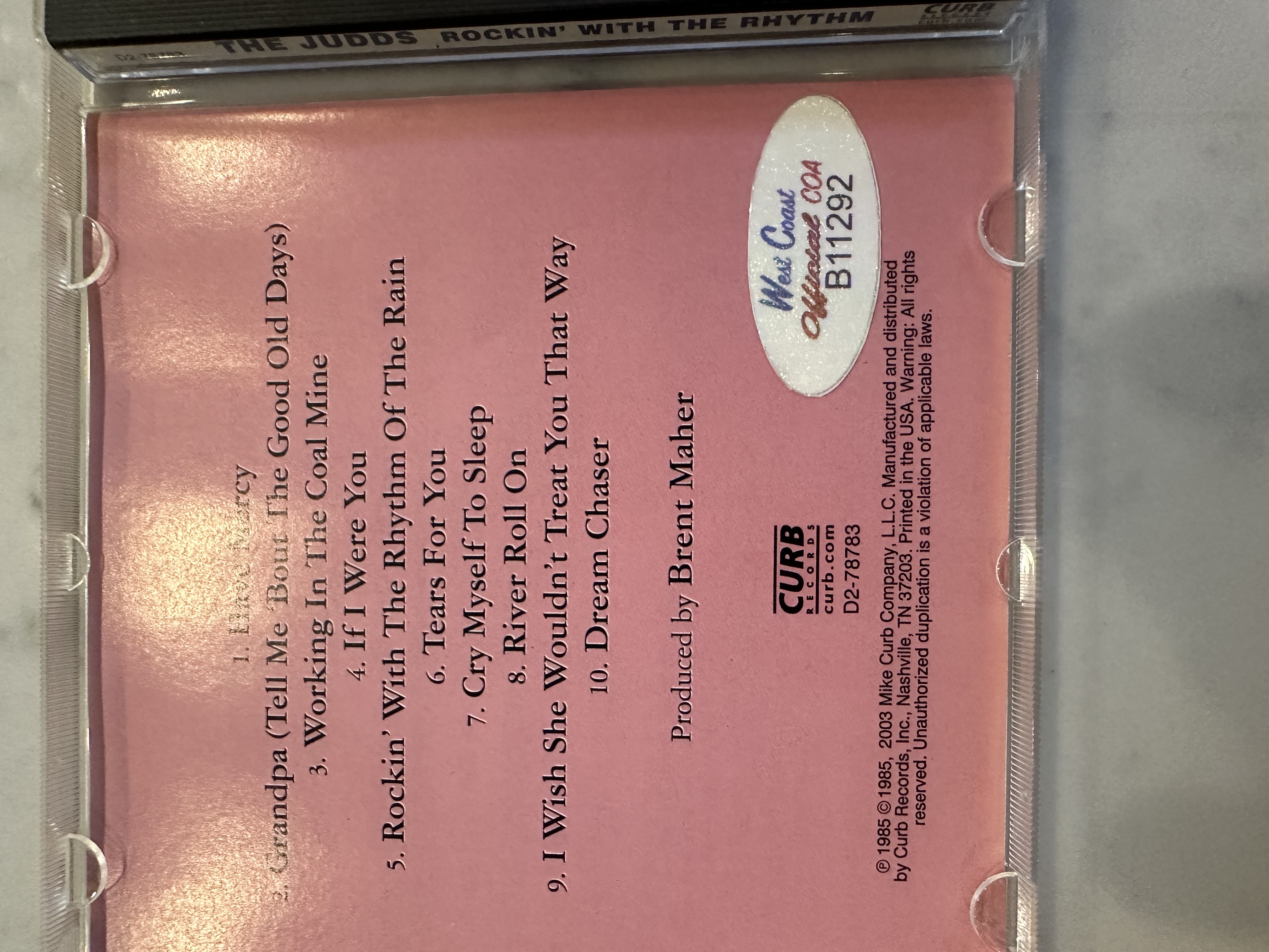 B 11292 the Judds rocking with the rhythm signed autograph CD booklet