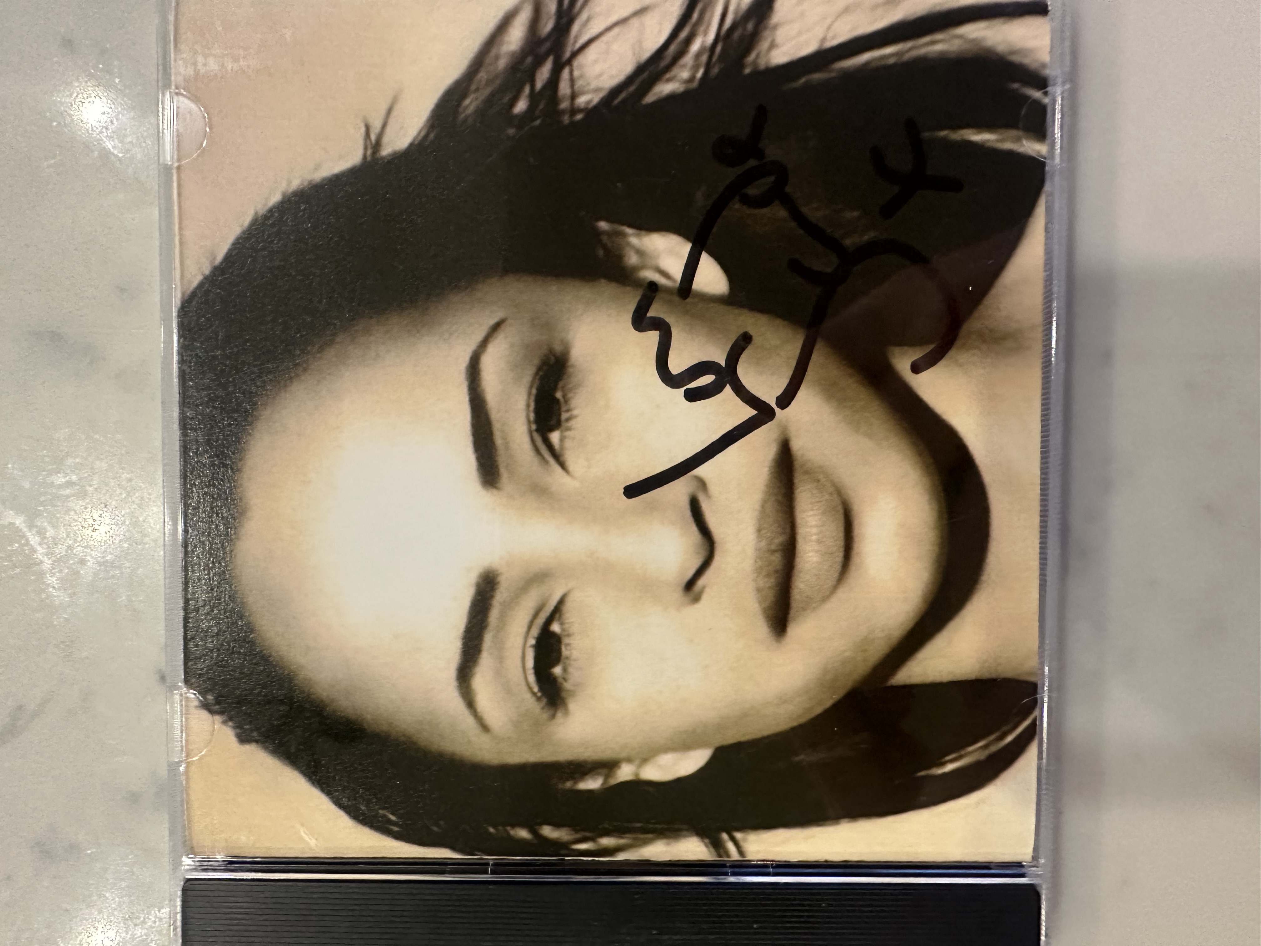 B112771 saved the best of Sade side autograph CD