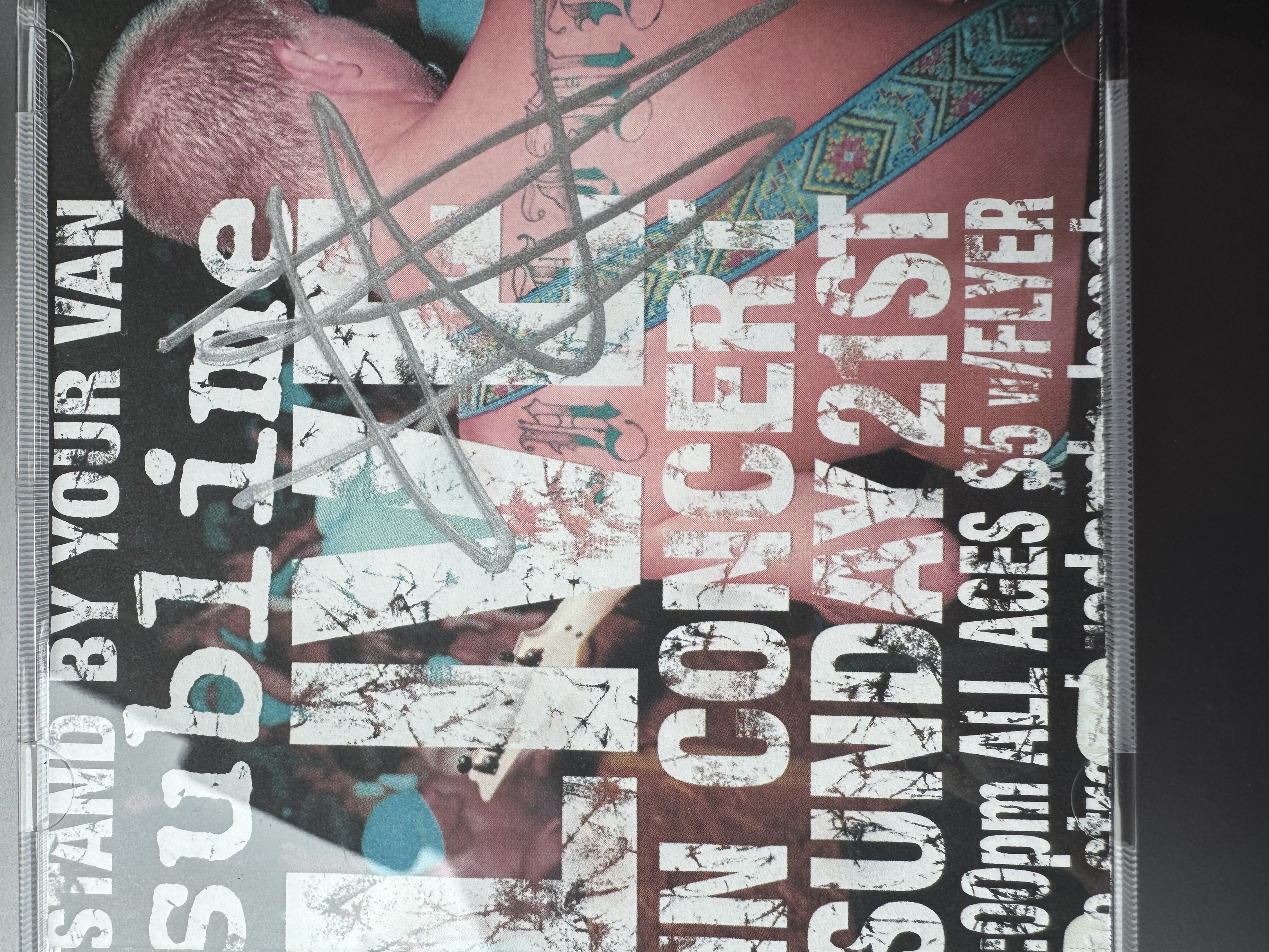 B112766 sublime stand by your van live science CD booklet signed by Eric Wilson