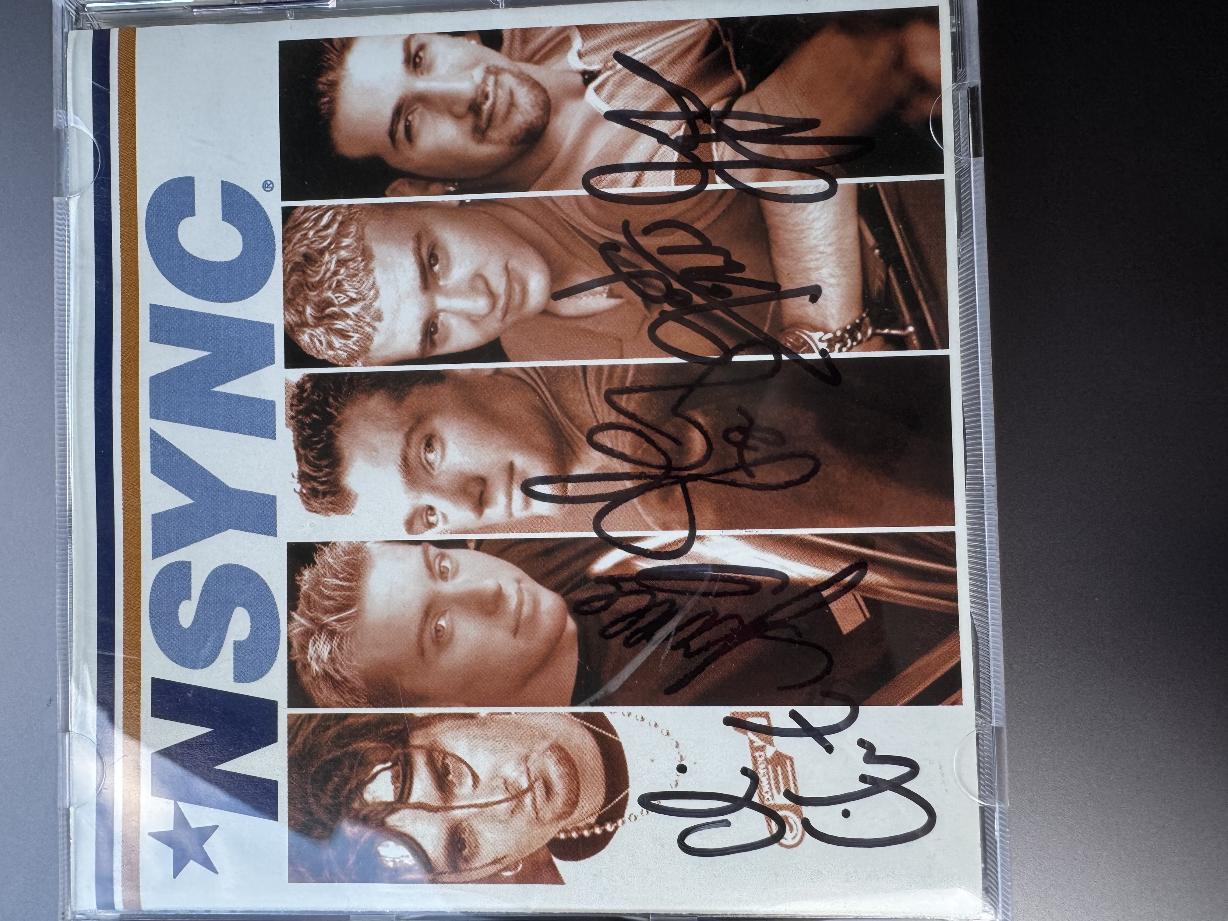 B 1263 in sync self titled album signed autograph CD booklet signed by all five members