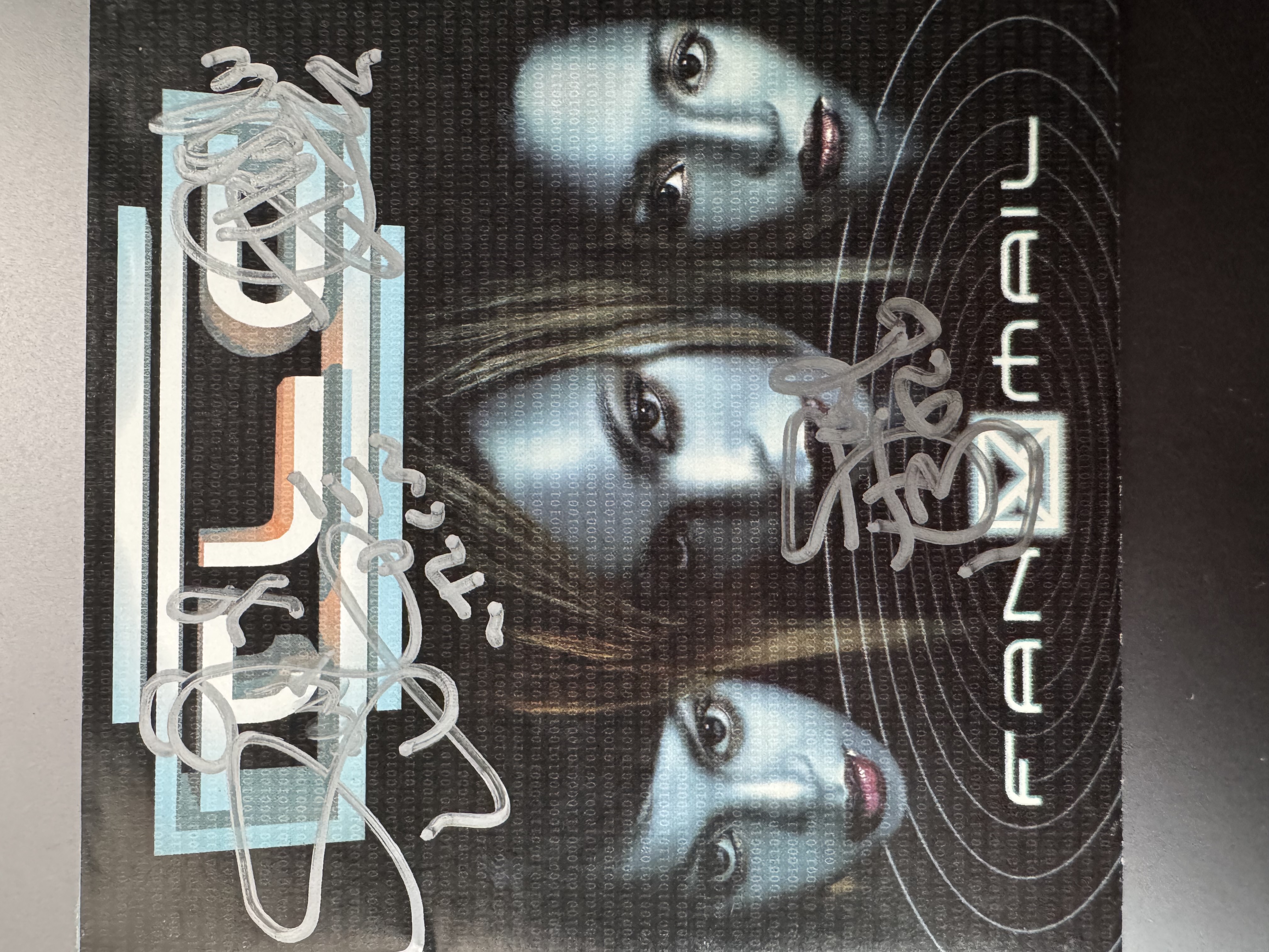 B 112444 TLC fan mail signed CD booklet signed by all three members
