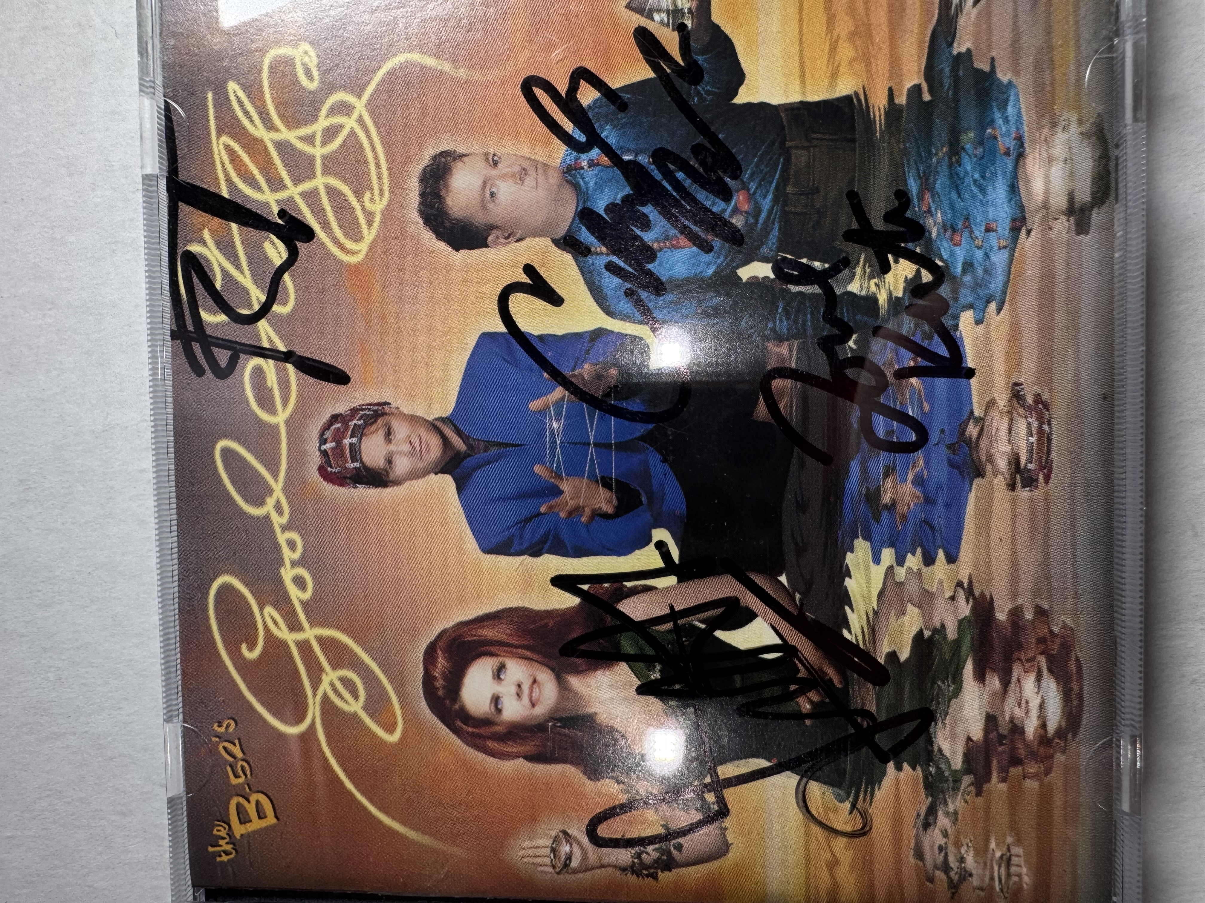 B112623 the B 52‘s good stuff signed autograph CD