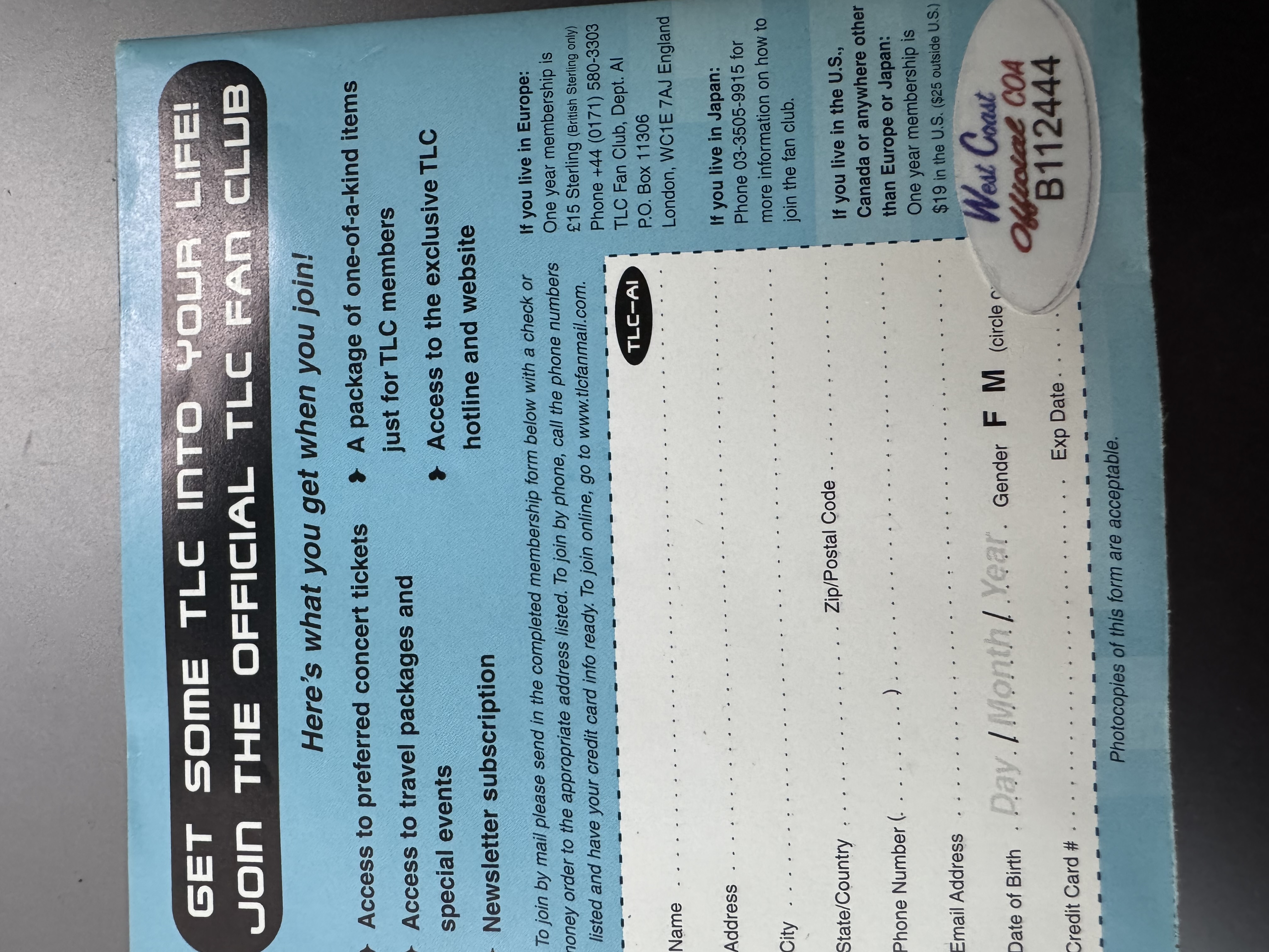 B 112444 TLC fan mail signed CD booklet signed by all three members