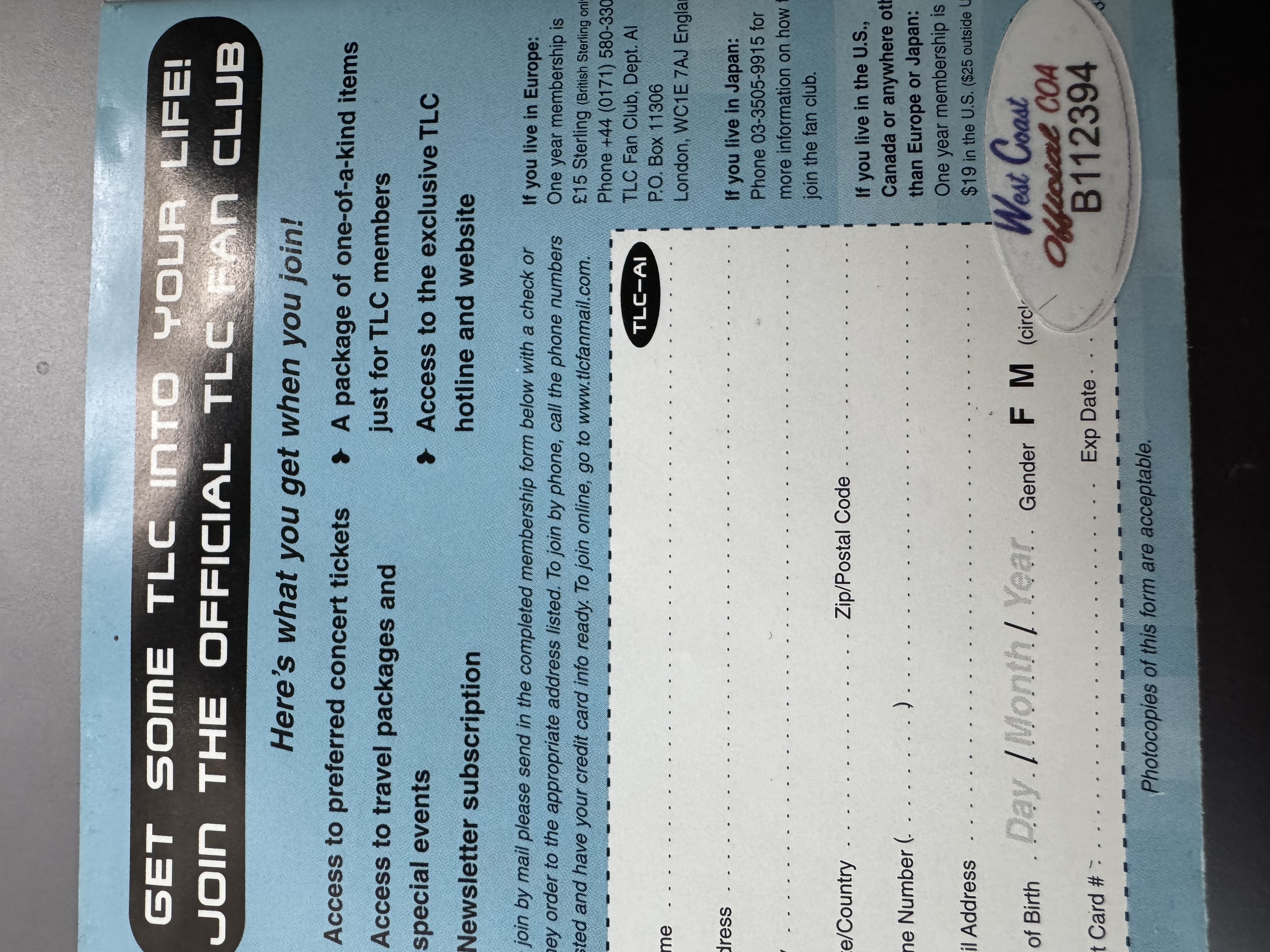 B 112394 TLC fan mail signed CD booklet signed by T baz and Chile