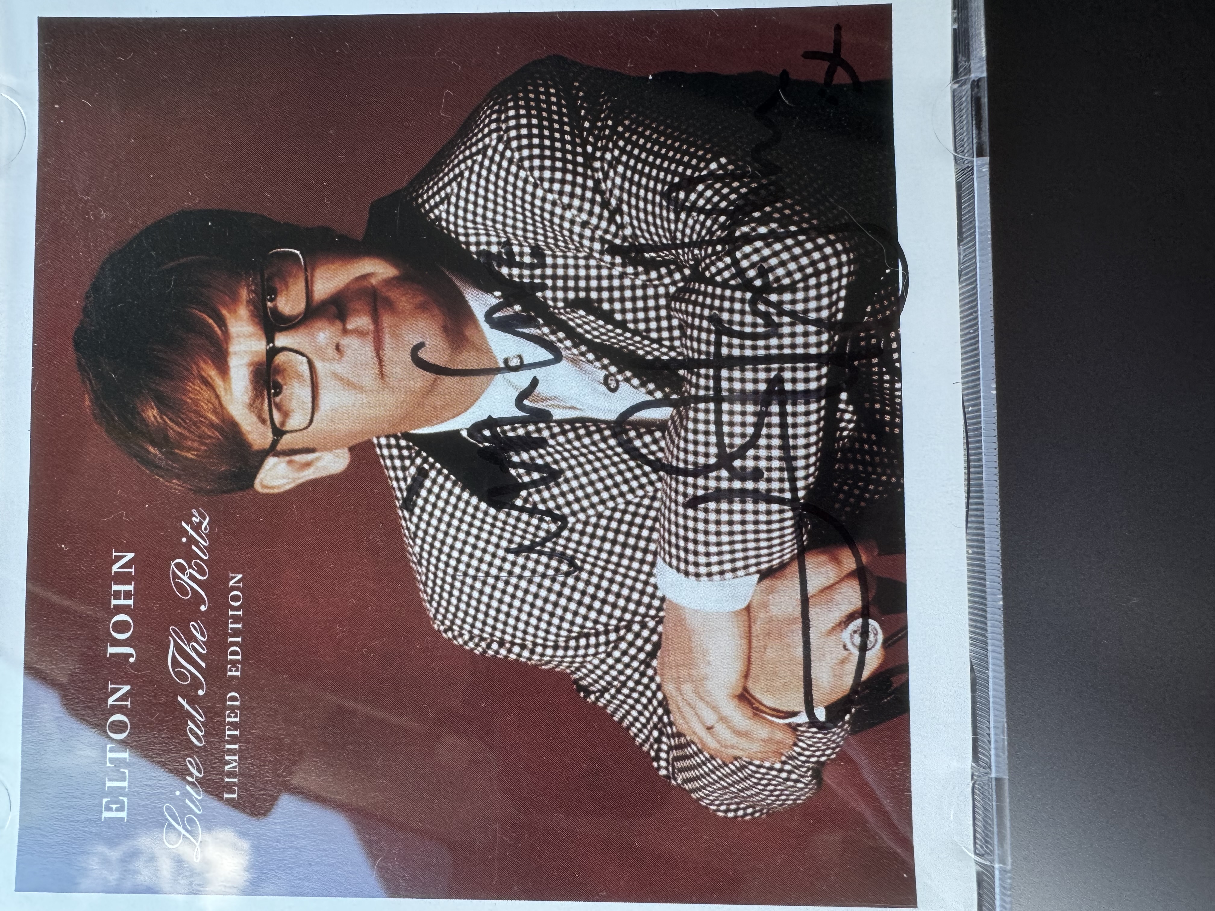 B 1265 Elton John live at the Ritz Limited edition signed autograph CD booklet