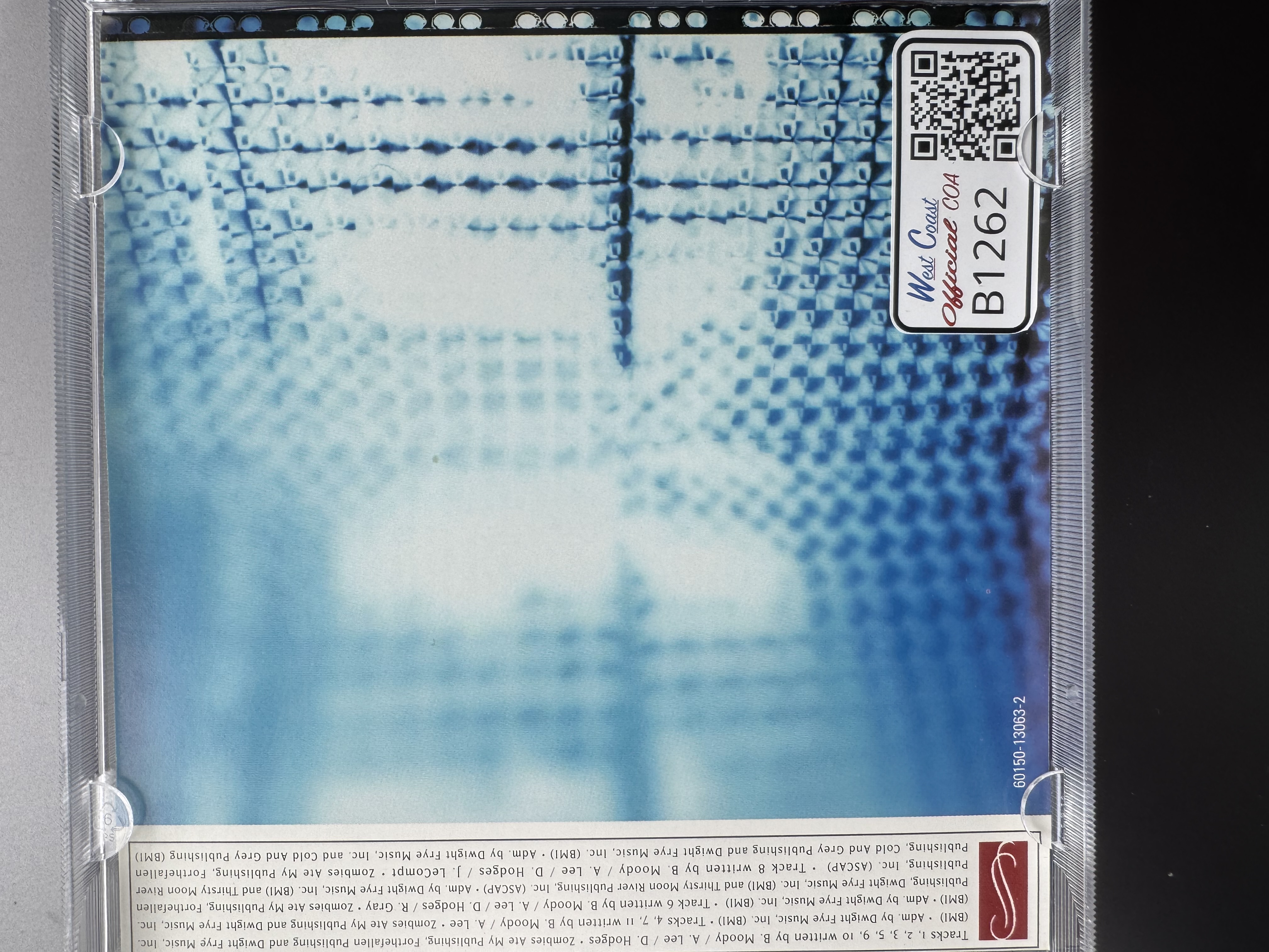 B1262 Evanescence Fallen signed by Amy Lee CD Booklet