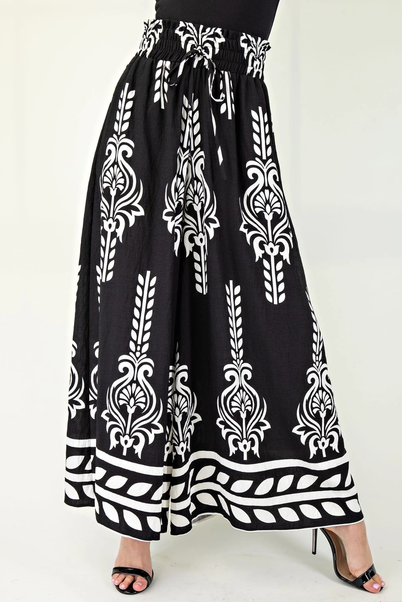 Black and White Patterned Palazzo Pants