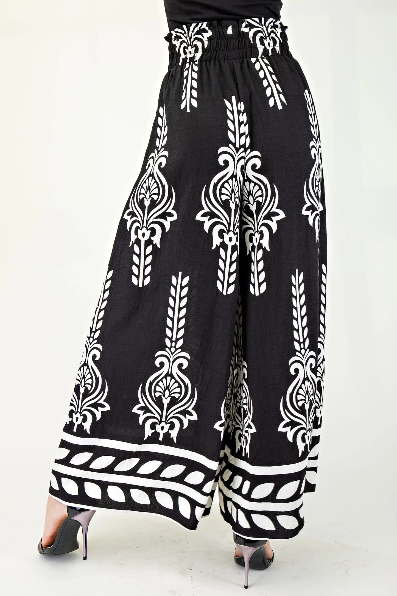 Black and White Patterned Palazzo Pants