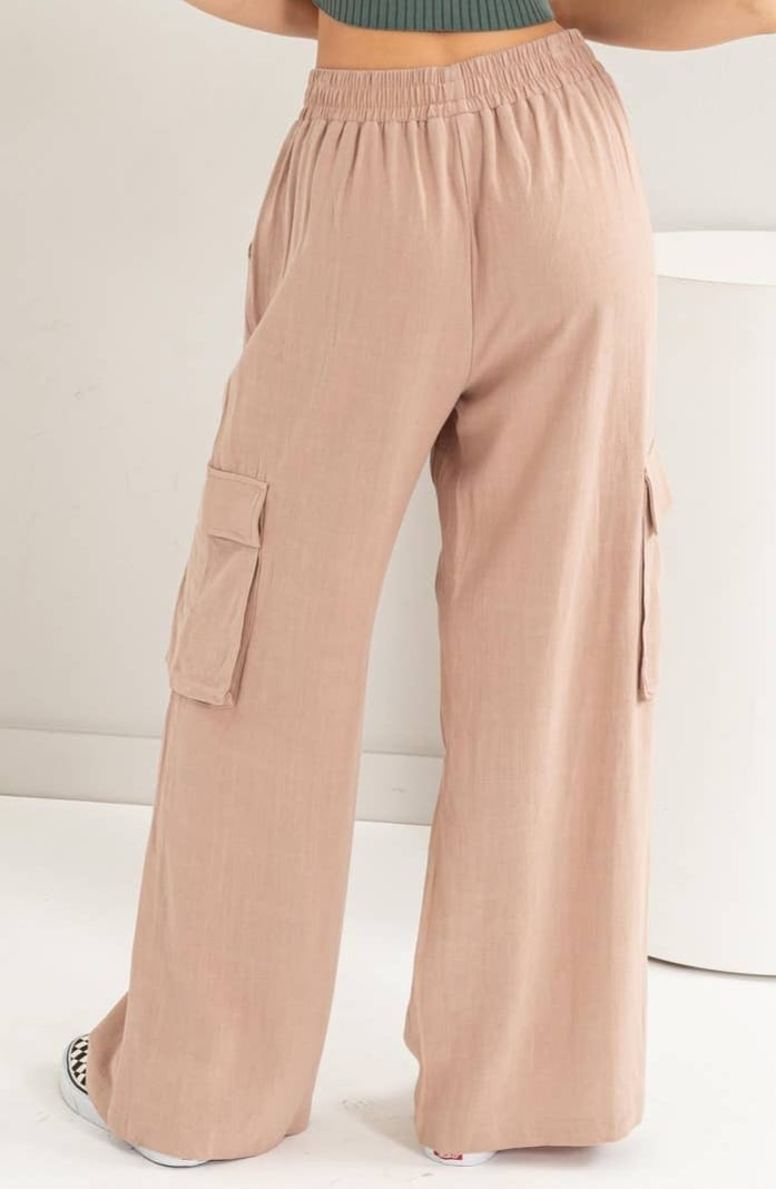 Stylish Wide-Leg Cargo Pants