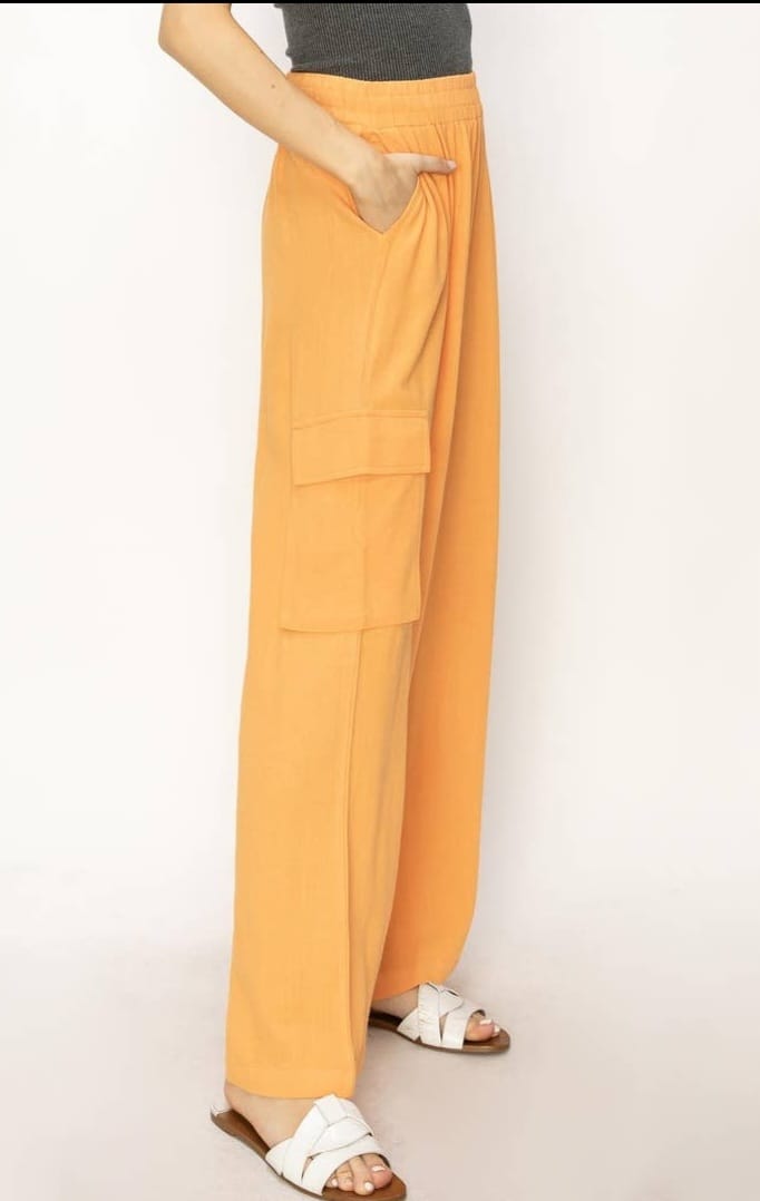 Stylish Wide-Leg Cargo Pants