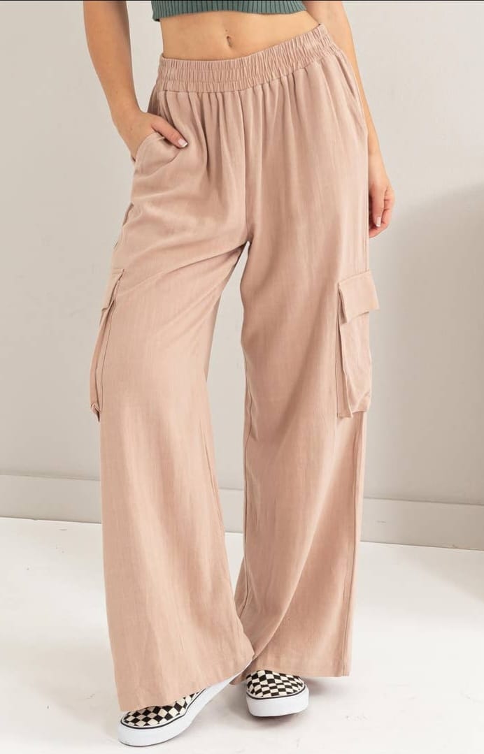 Stylish Wide-Leg Cargo Pants
