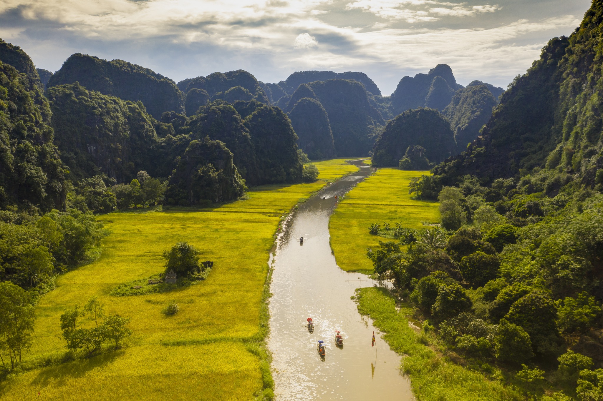Hoa Lu - Tam Coc