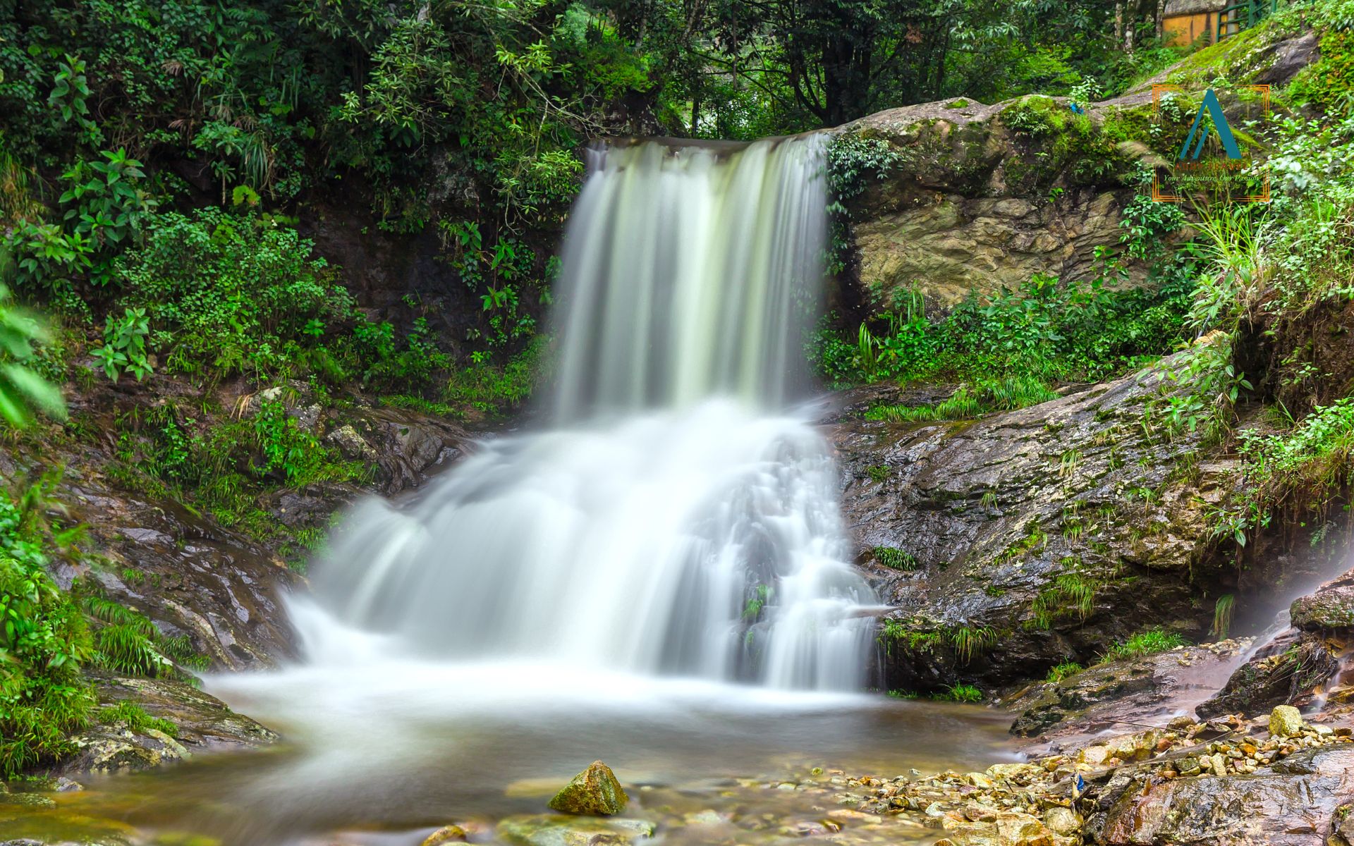 Half-Day Trip to Silver Waterfall and Love Waterfall from Sapa