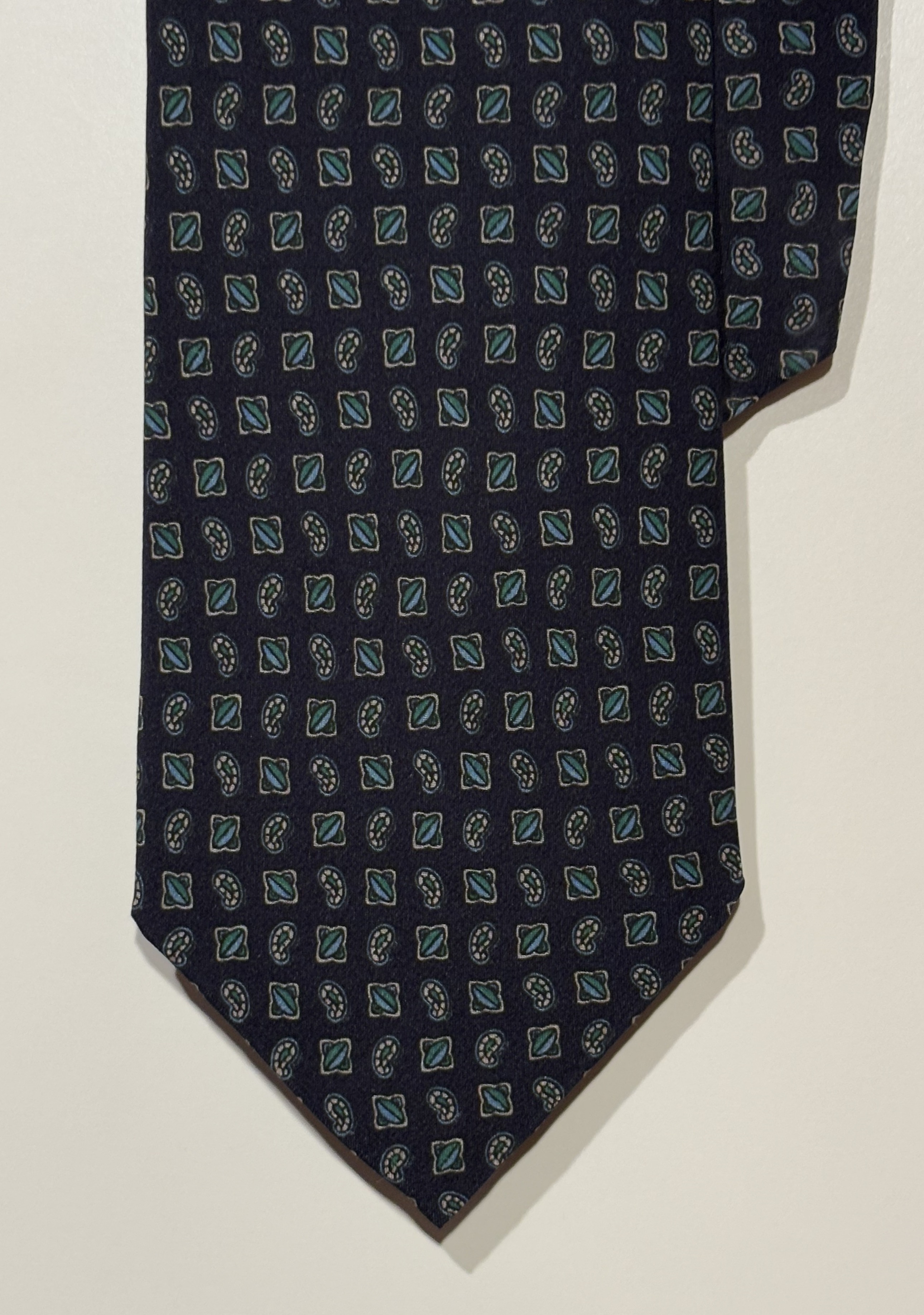 Cravate Bleu Nuit Motif Discret “Valmont”