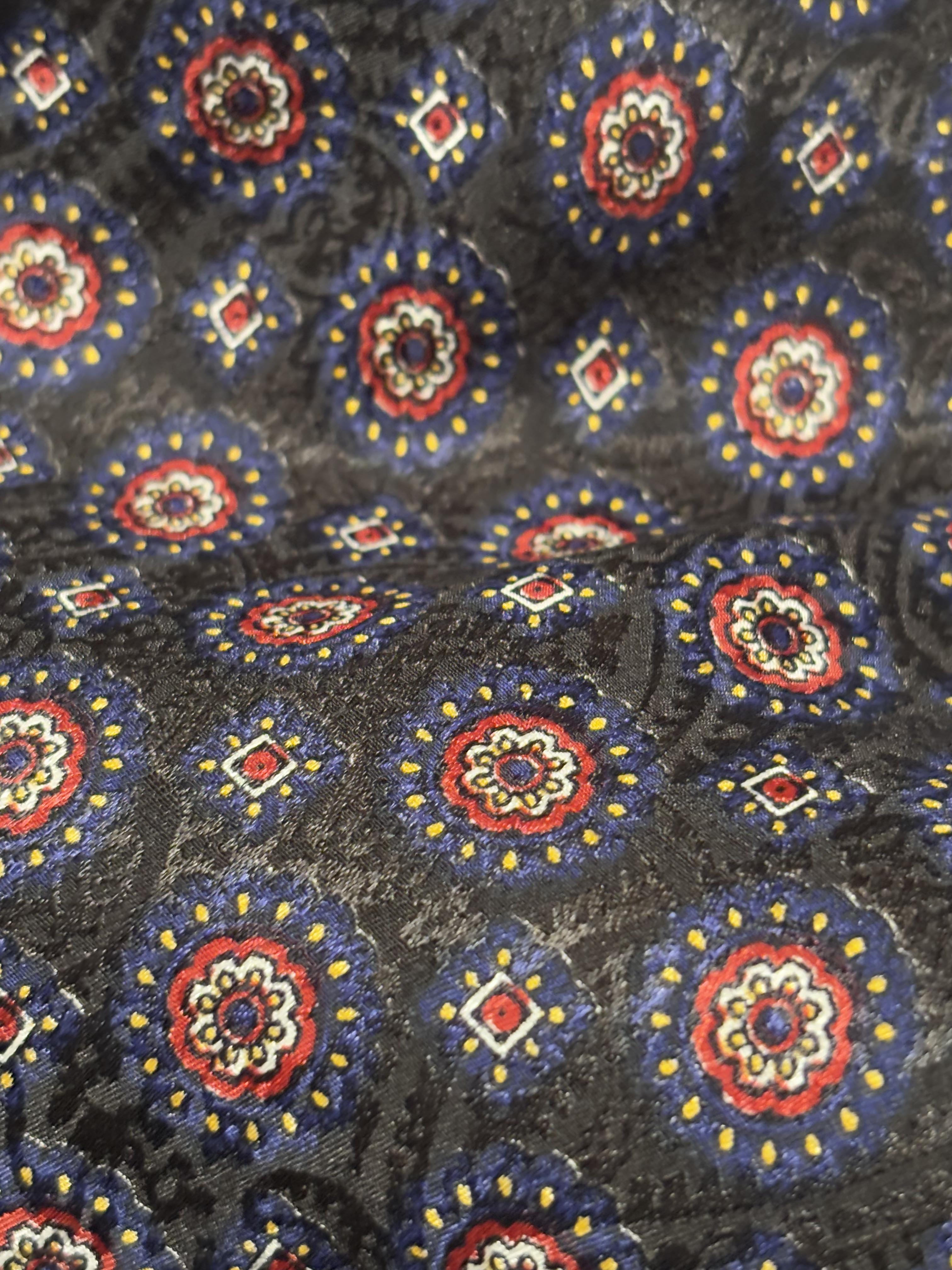 Cravate Noire “Rosace Byzantine”