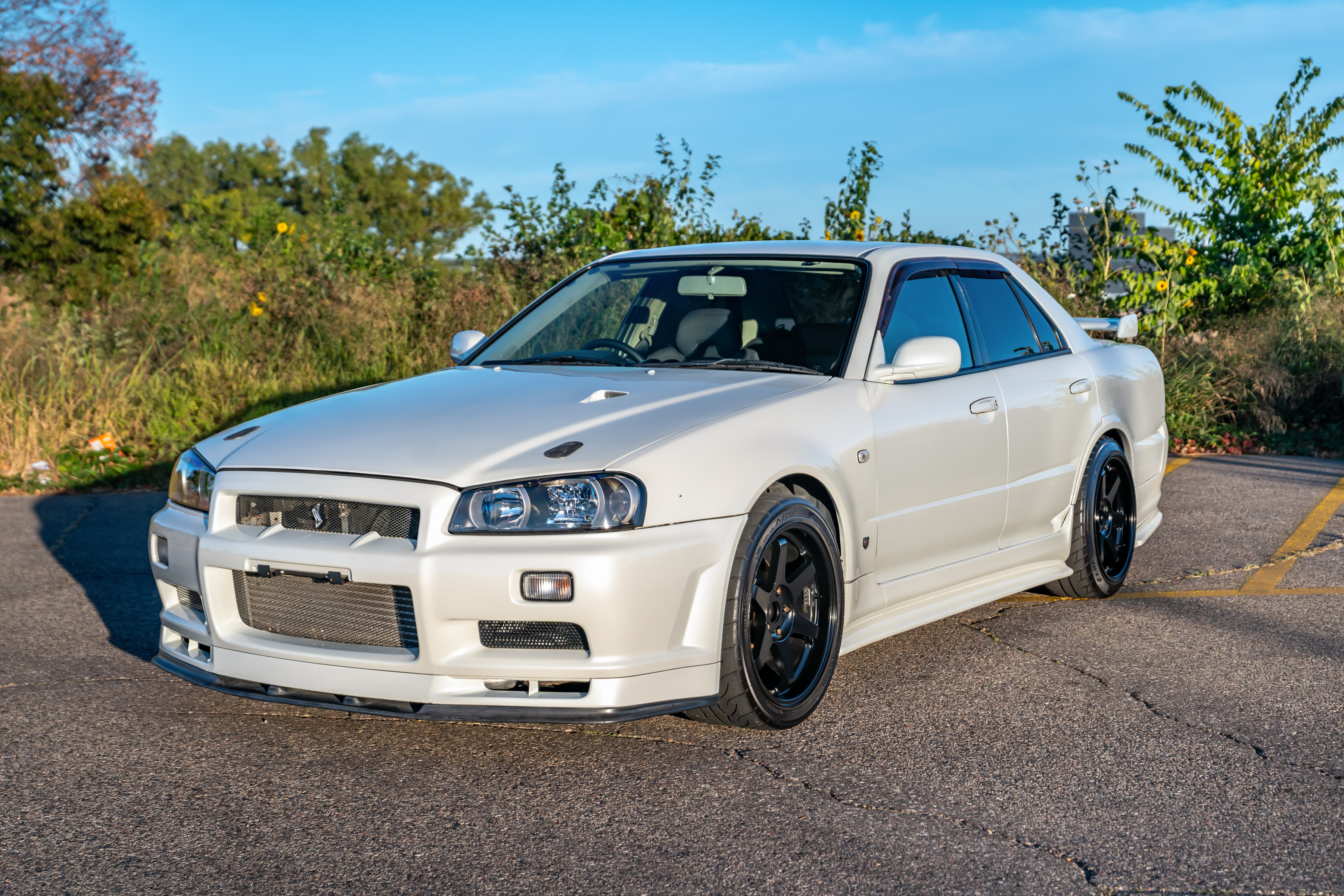1998 Nissan Skyline 25GT-X Turbo 5-Speed