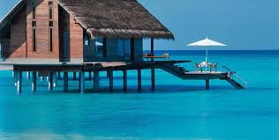 Ponton aux Maldives