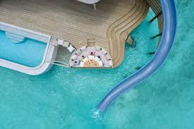 Ponton aux Maldives