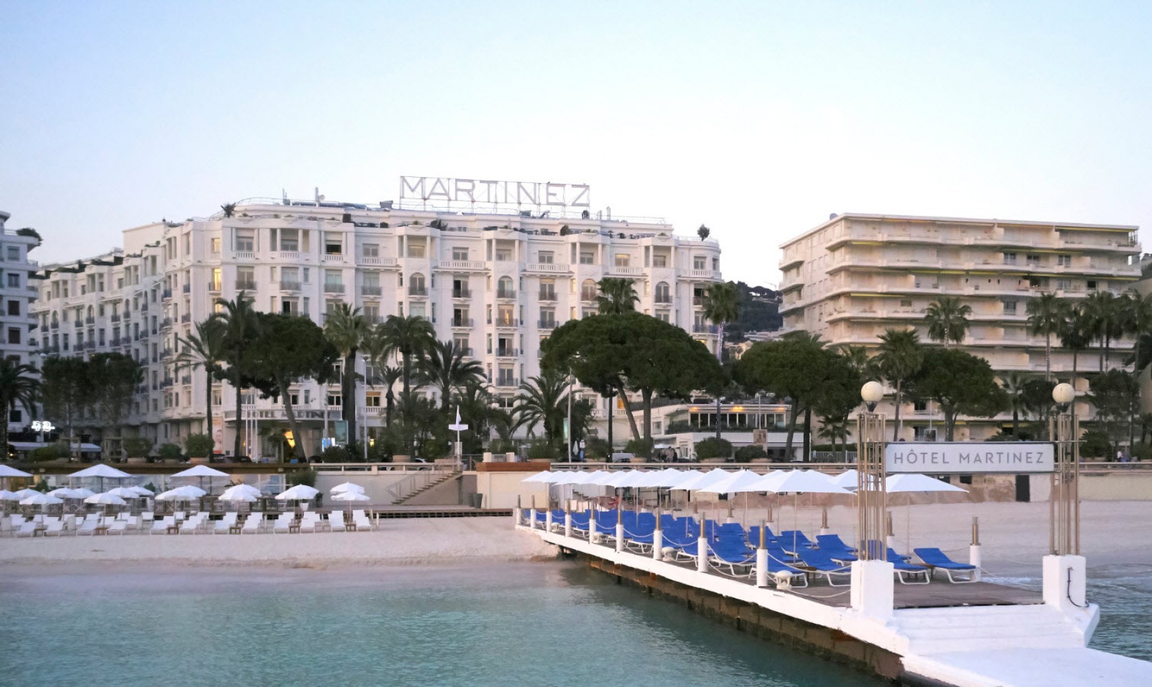 Ponton à Cannes