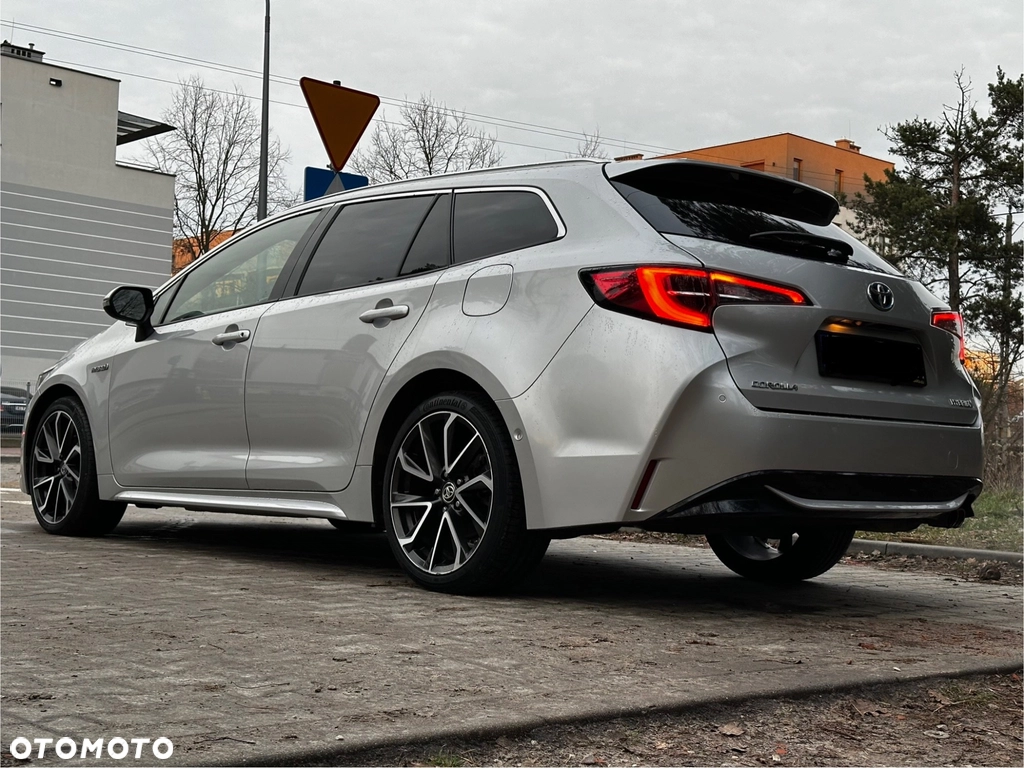 Toyota Corolla Kombi | Ekonomiczna | Komfortowa | Opłacona