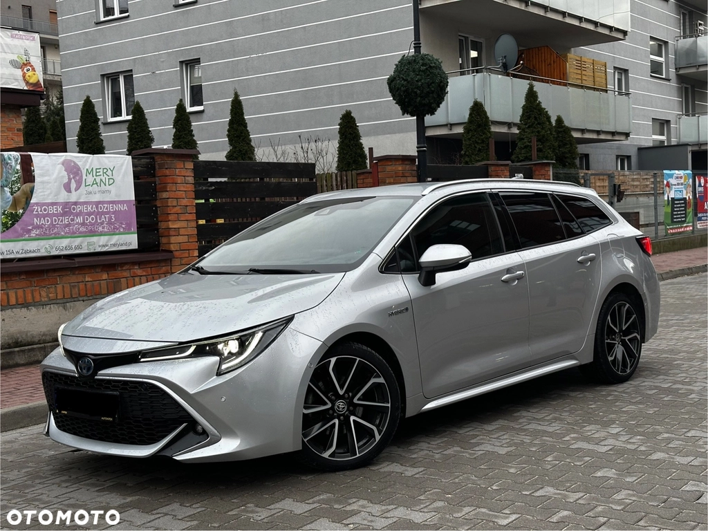 Toyota Corolla Kombi | Ekonomiczna | Komfortowa | Opłacona