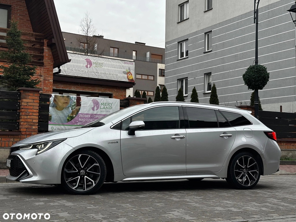 Toyota Corolla Kombi | Ekonomiczna | Komfortowa | Opłacona