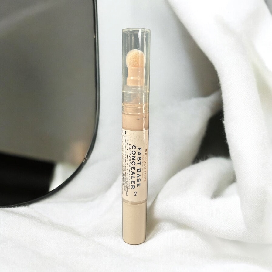 REVOLUTION Fast Base Concealer C4