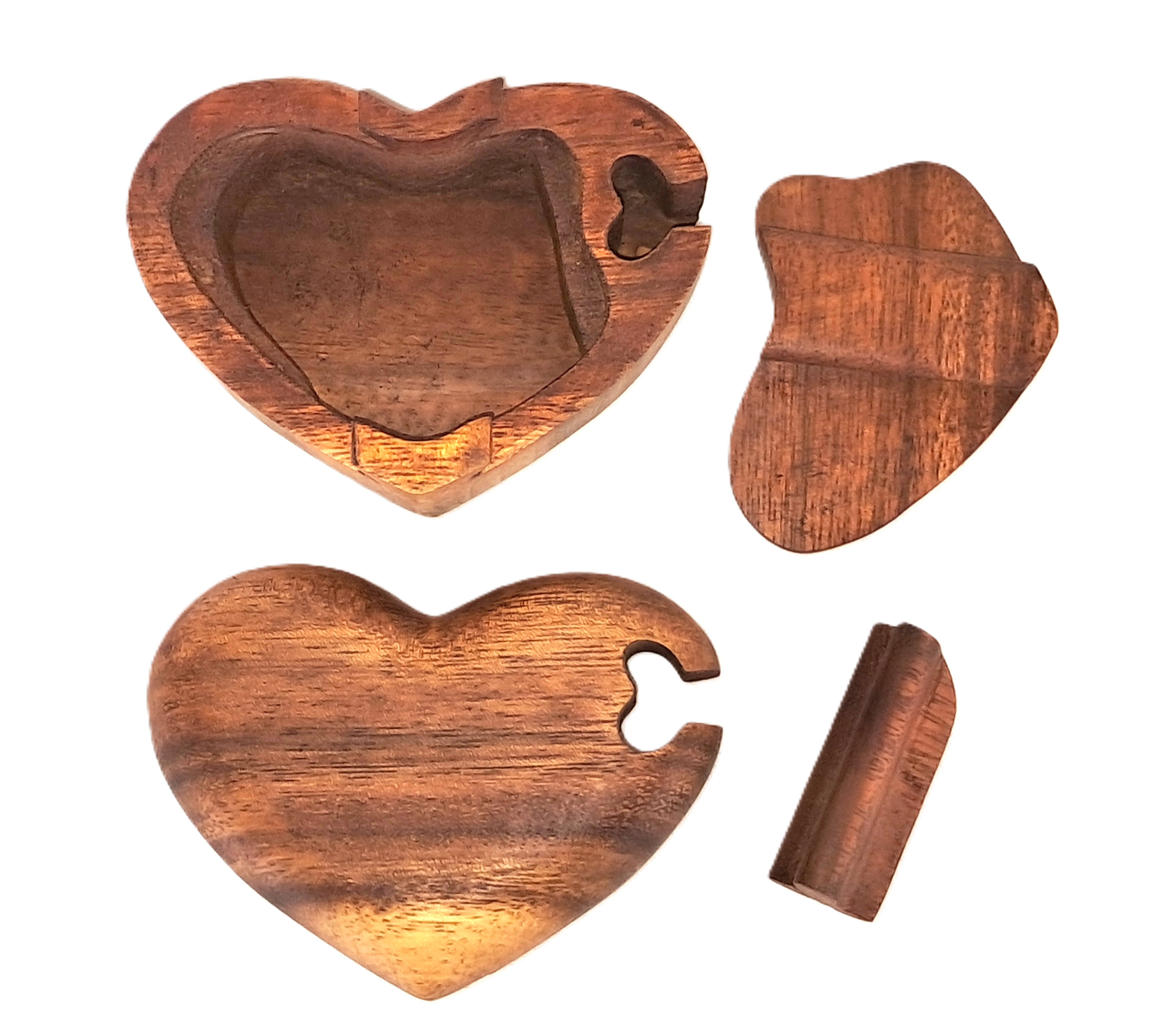 Heart puzzle jewelry box wood carving (bxHrt)