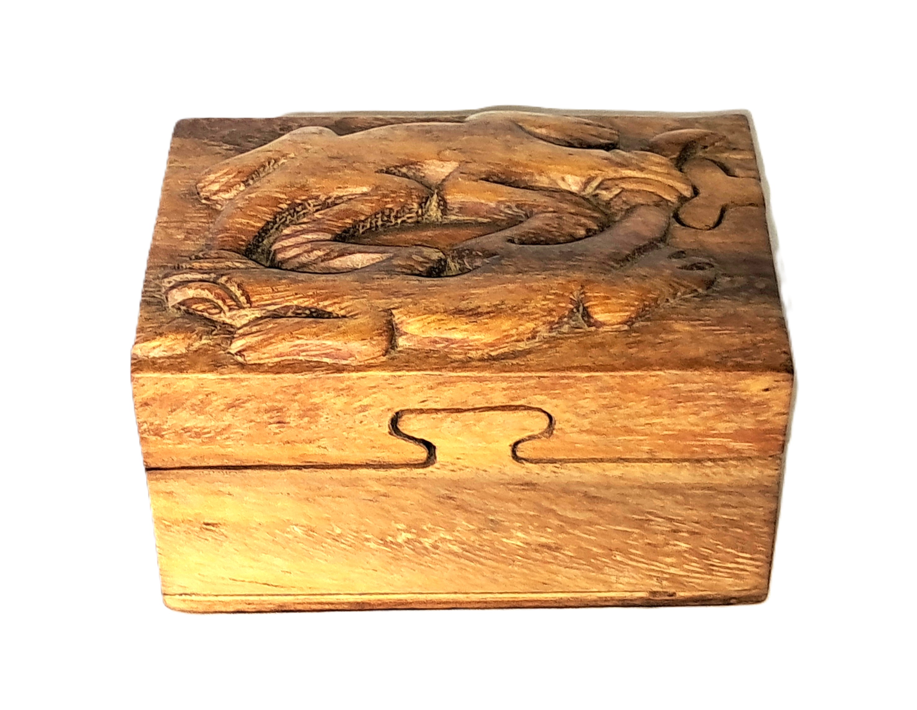 Gecko puzzle jewelry box wood carving (bxGkoPr)