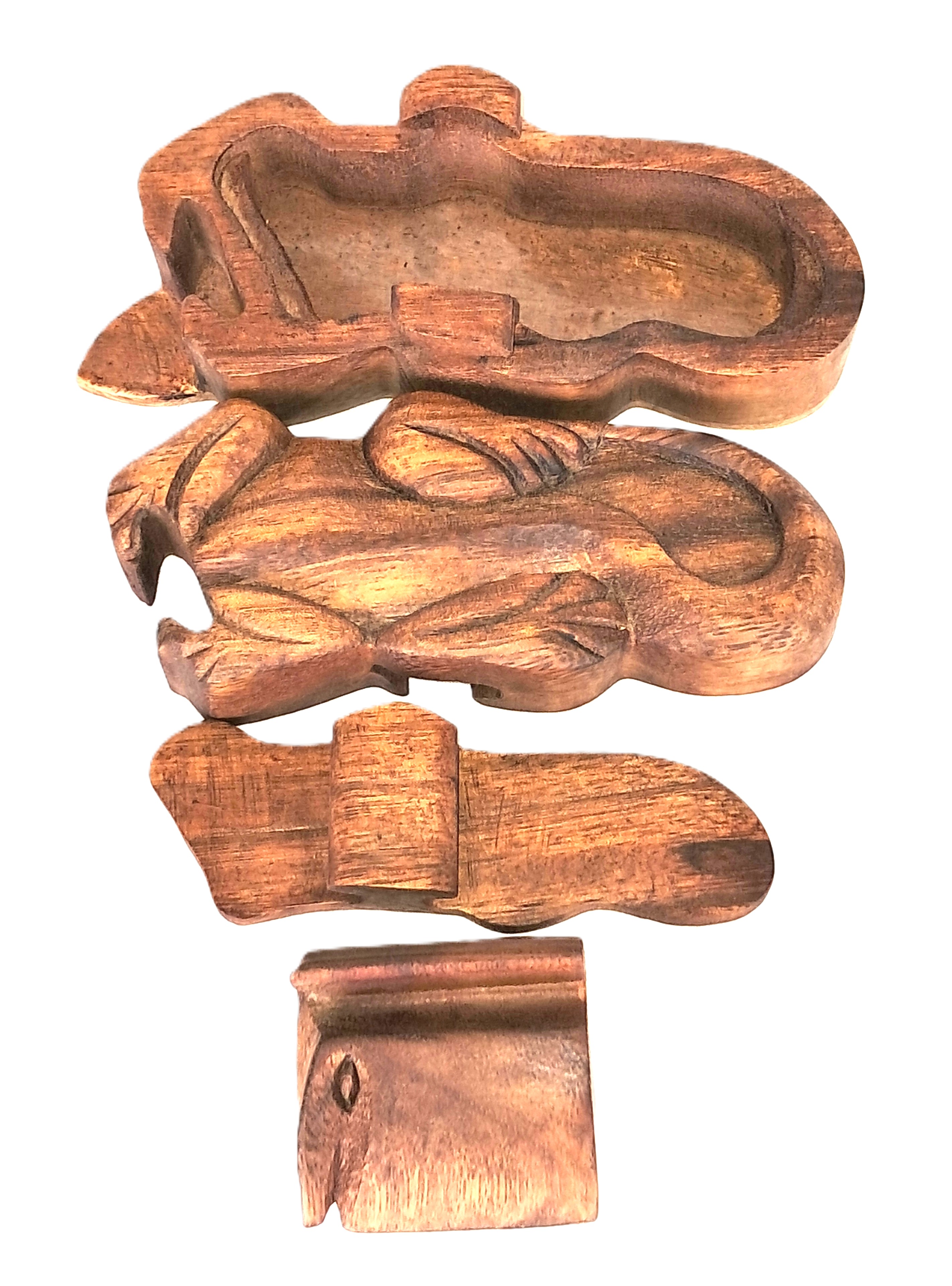 gecko puzzle jewelry box, wood carving. 