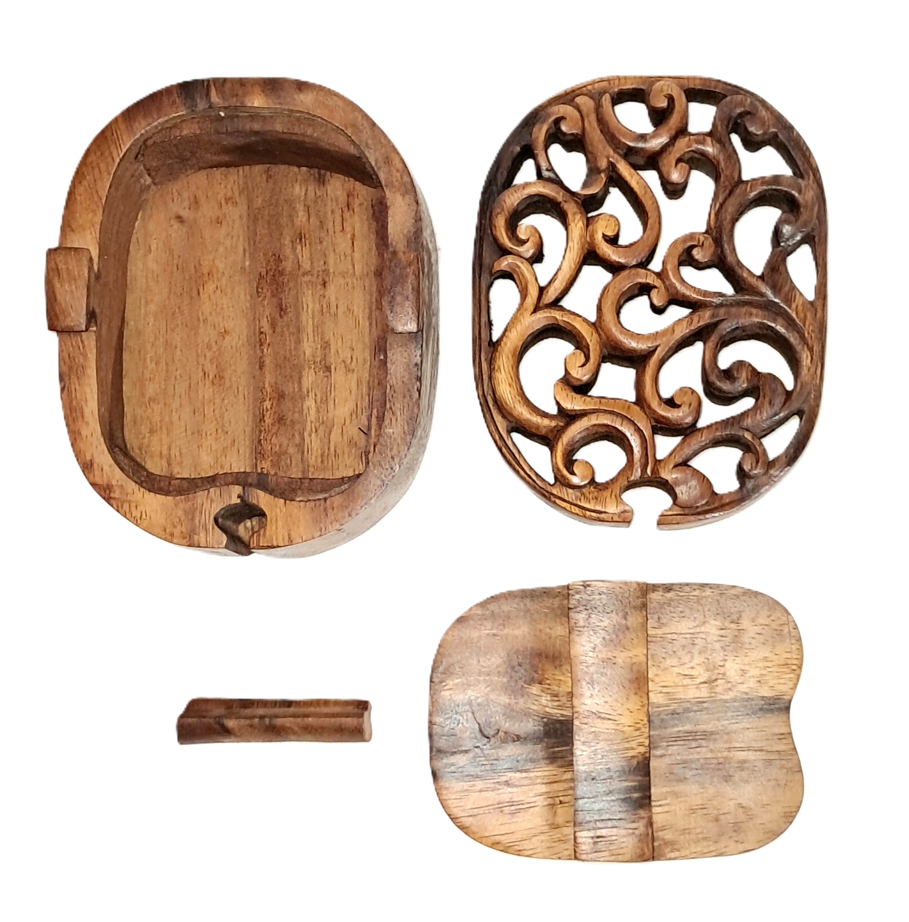 puzzle jewelry box with Celtic design, wood carving.