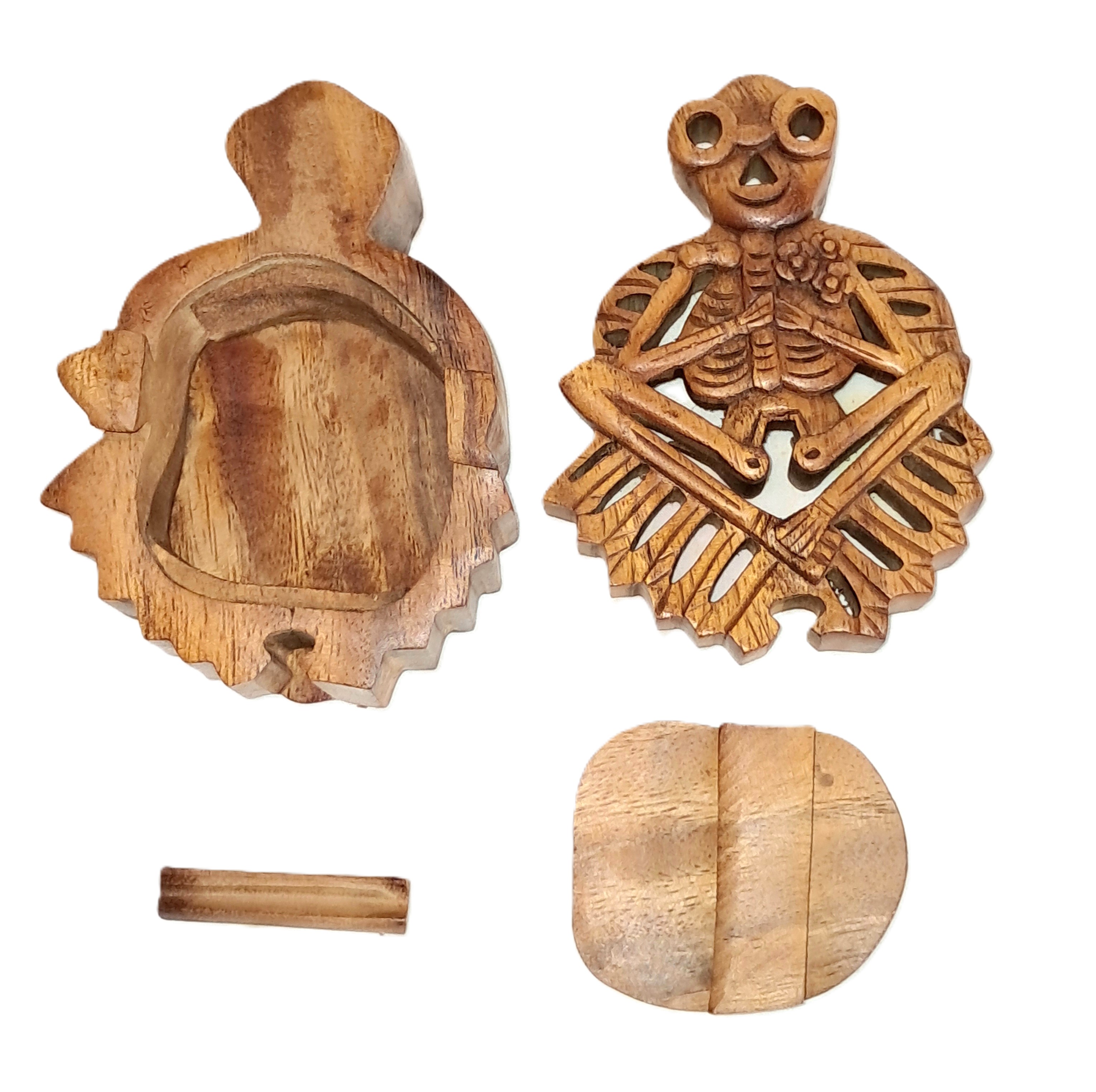 skeleton puzzle jewelry box, wood carving.